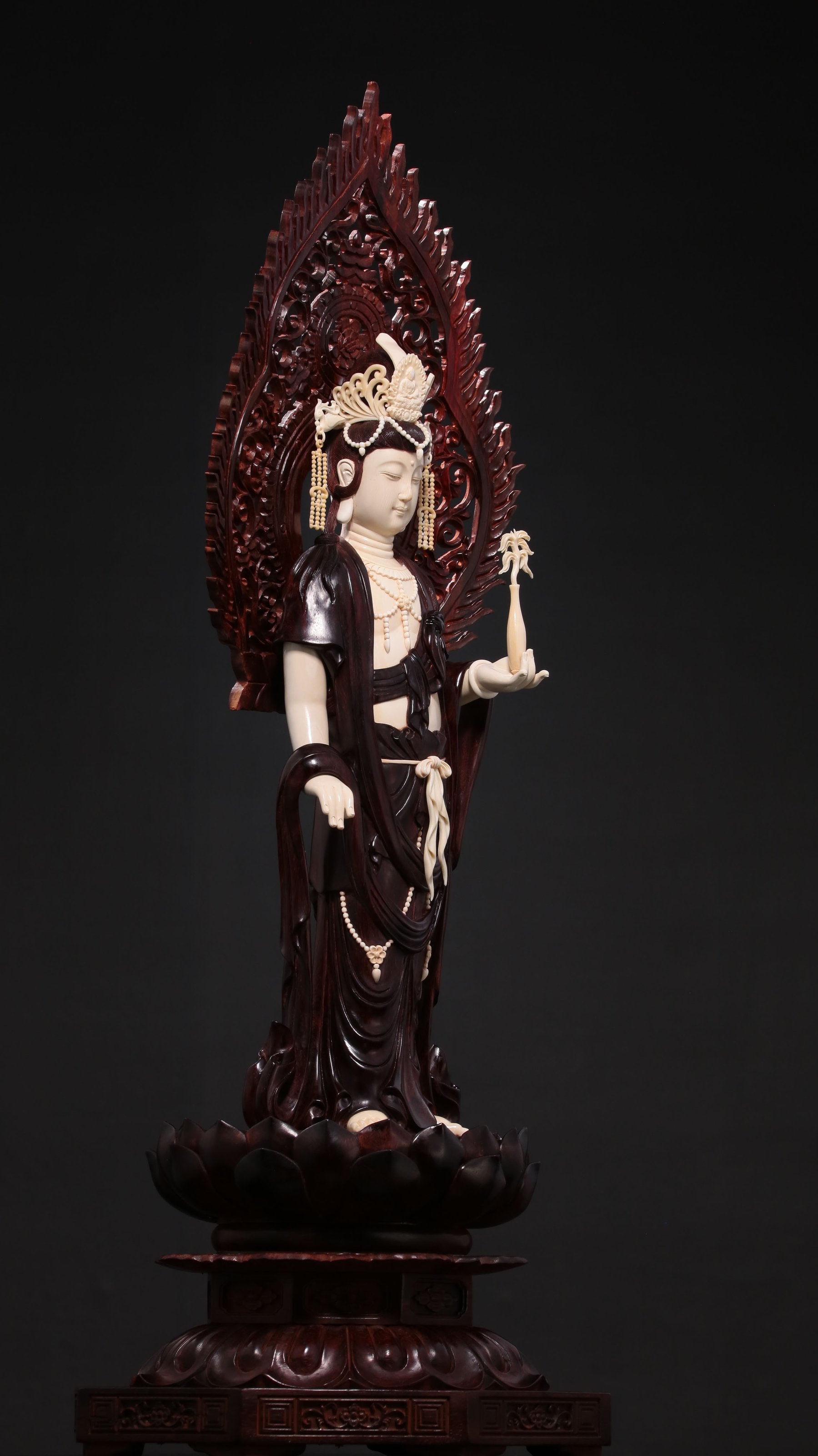 Guanyin holding a treasure vase