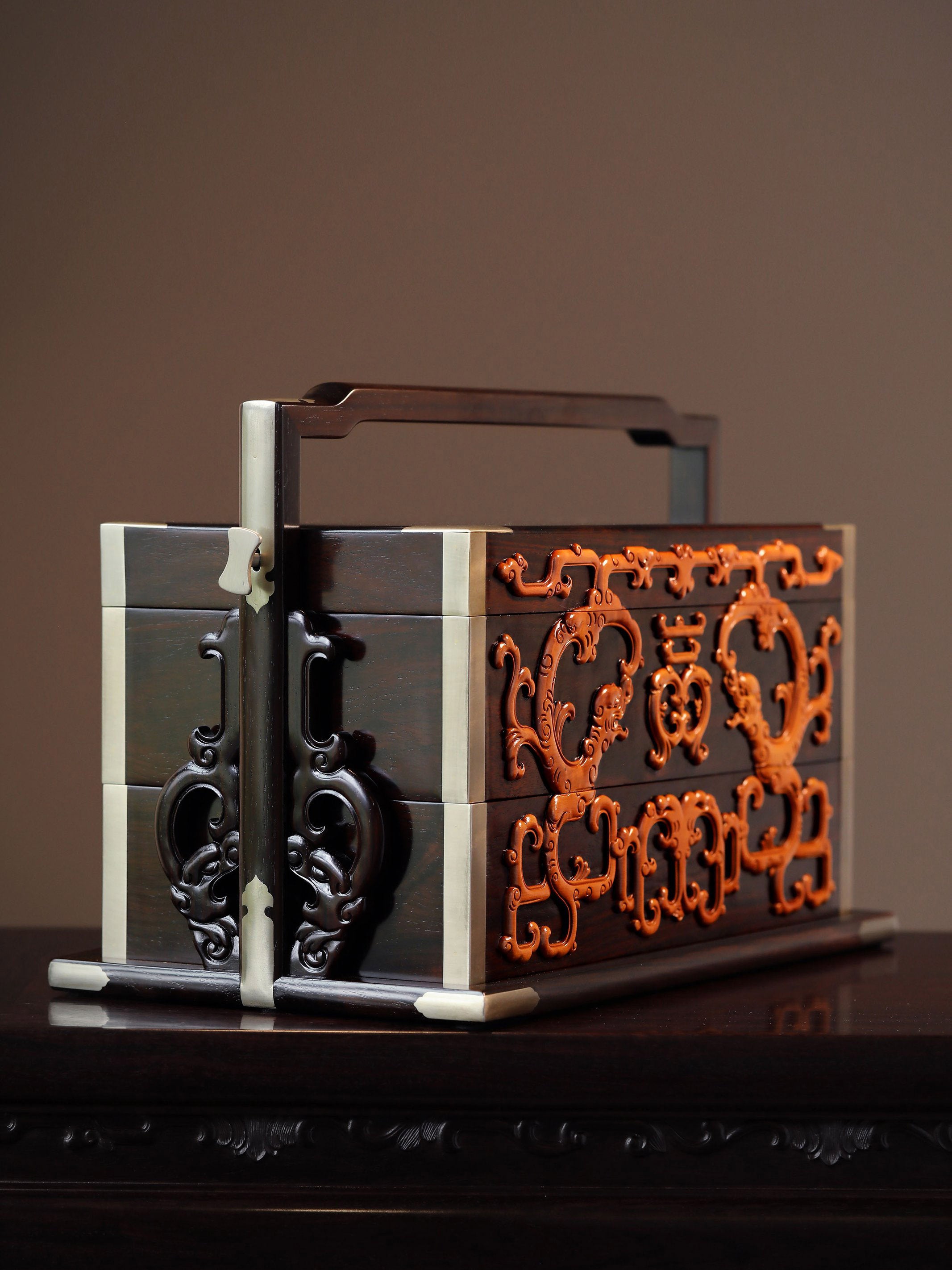 Double-layered box made of rosewood inlaid with boxwood dragons and longevity symbols