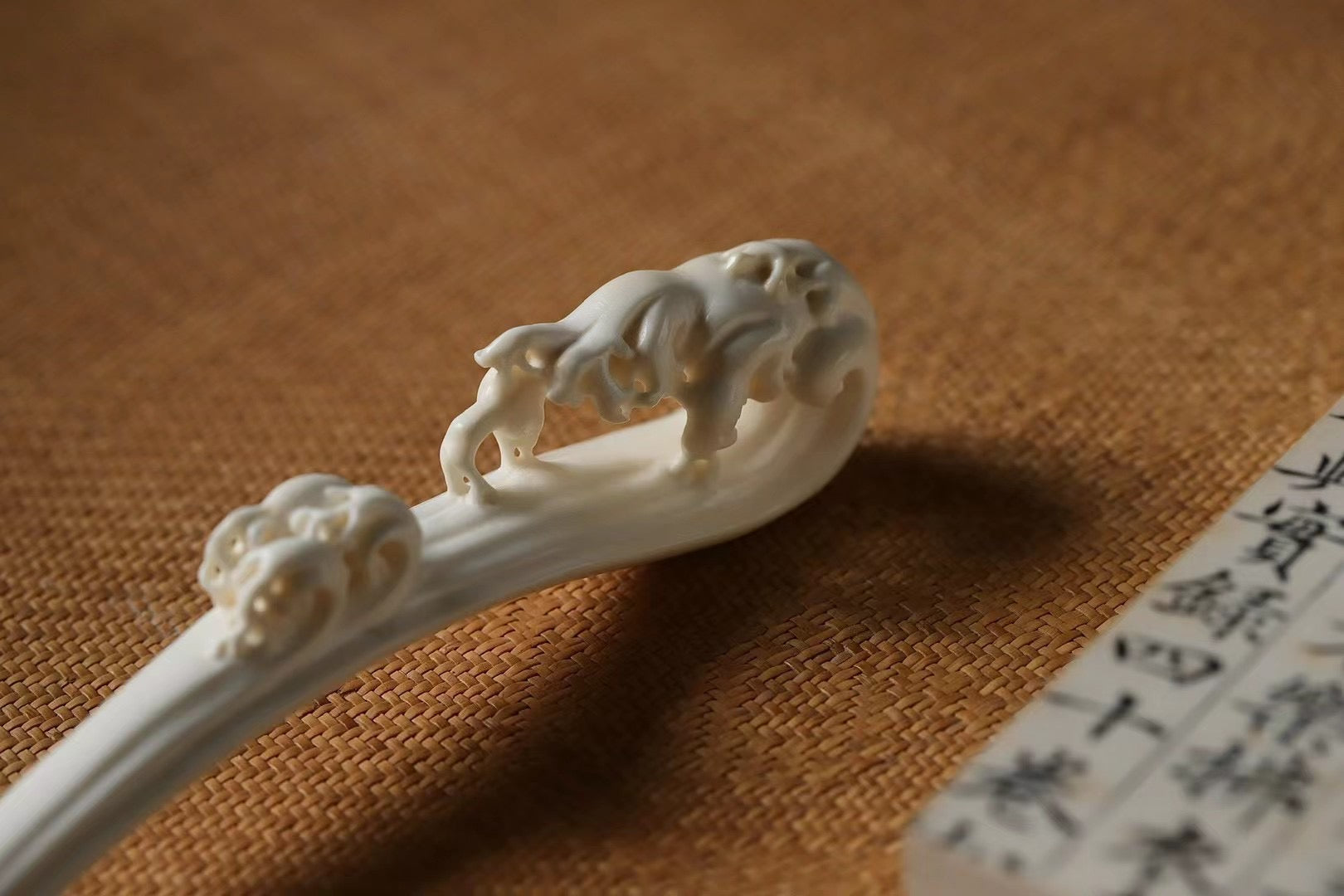 Deer antlers, smooth sailing, and auspicious pen rest