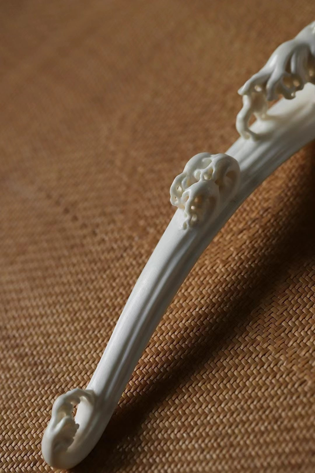 Deer antlers, smooth sailing, and auspicious pen rest