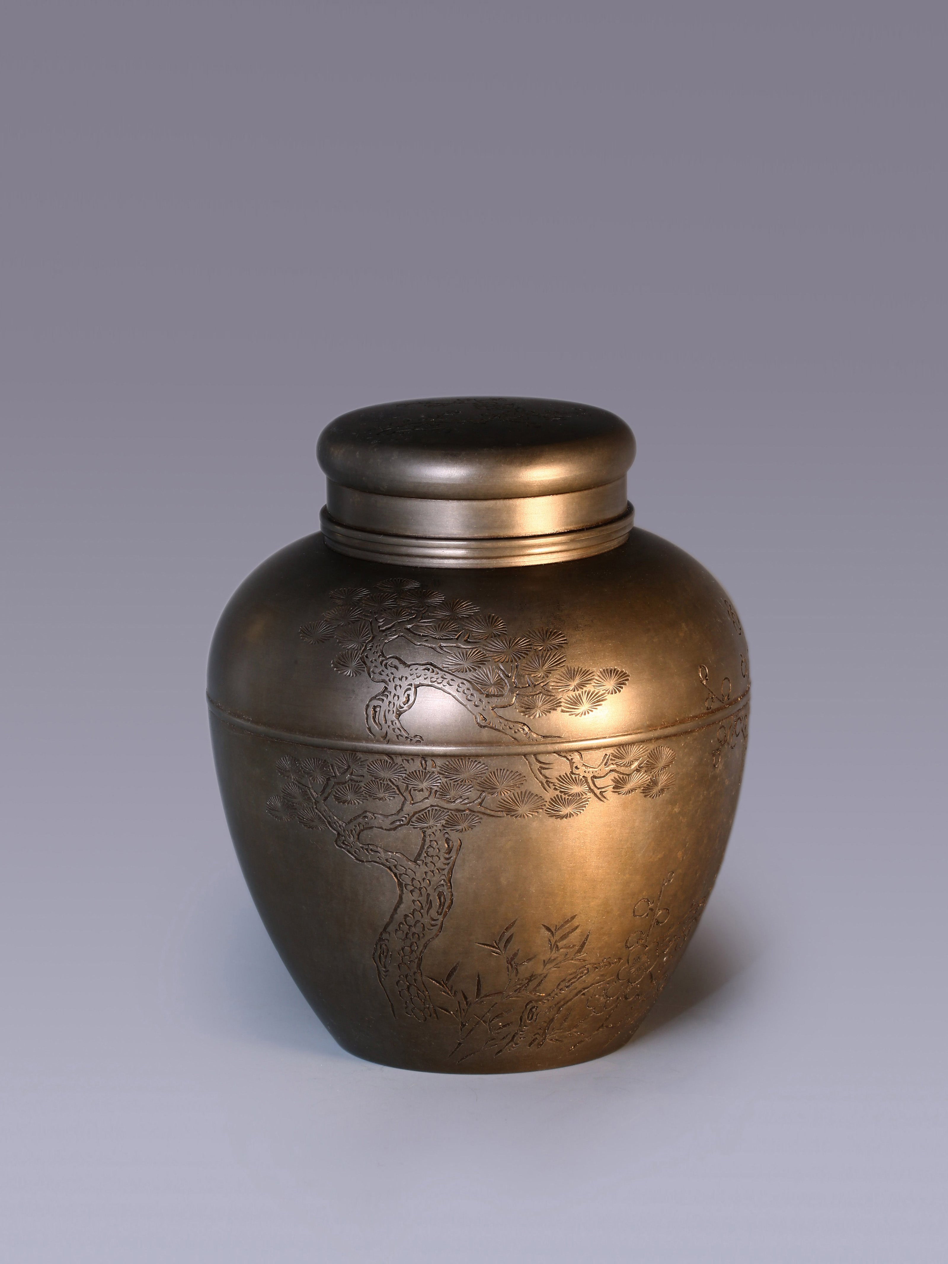 Pine, plum, and bamboo are known as the Three Friends – Antique Porcelain Tea Canister