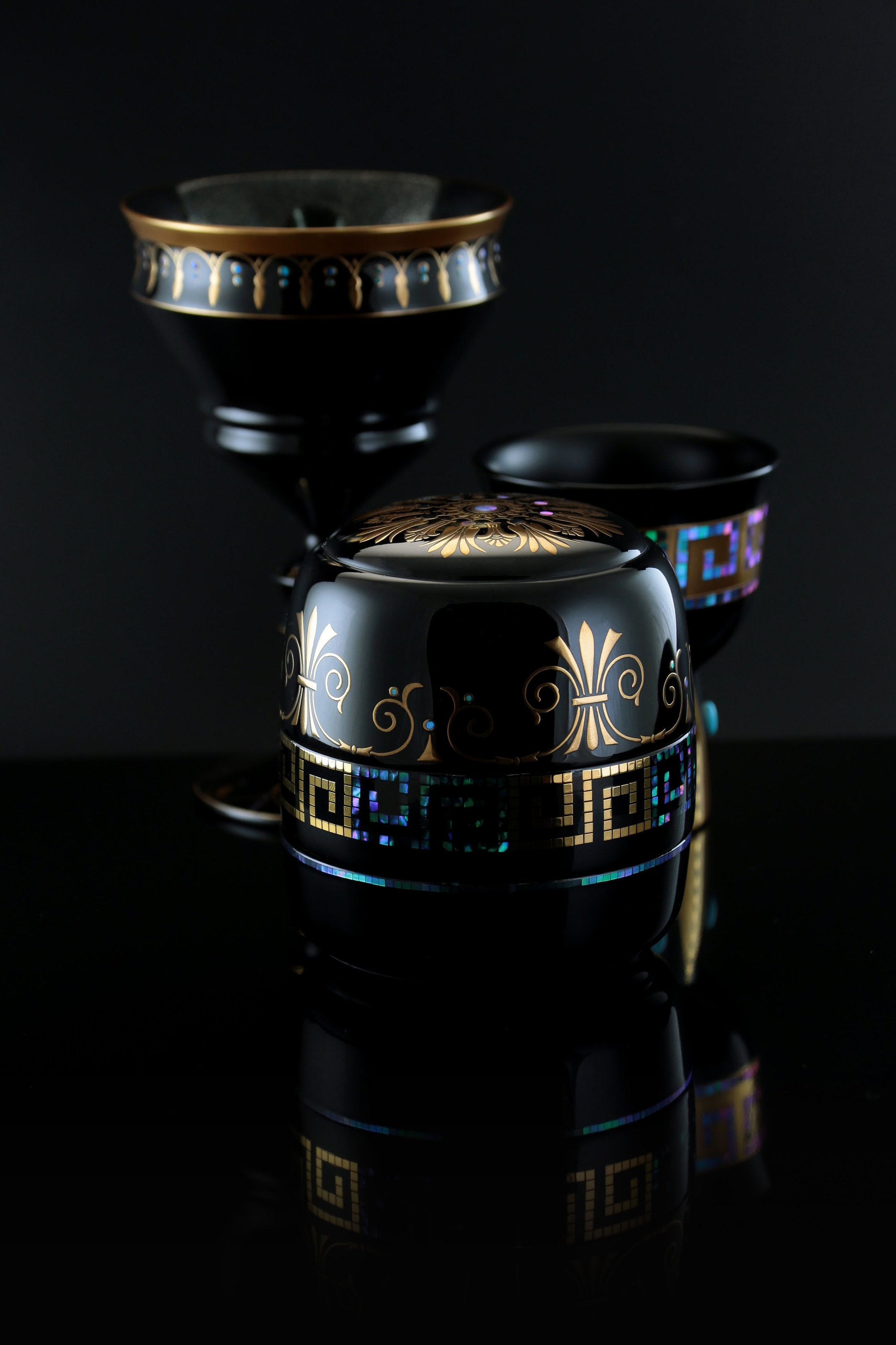 Master lacquerware artist Songshan Chazao