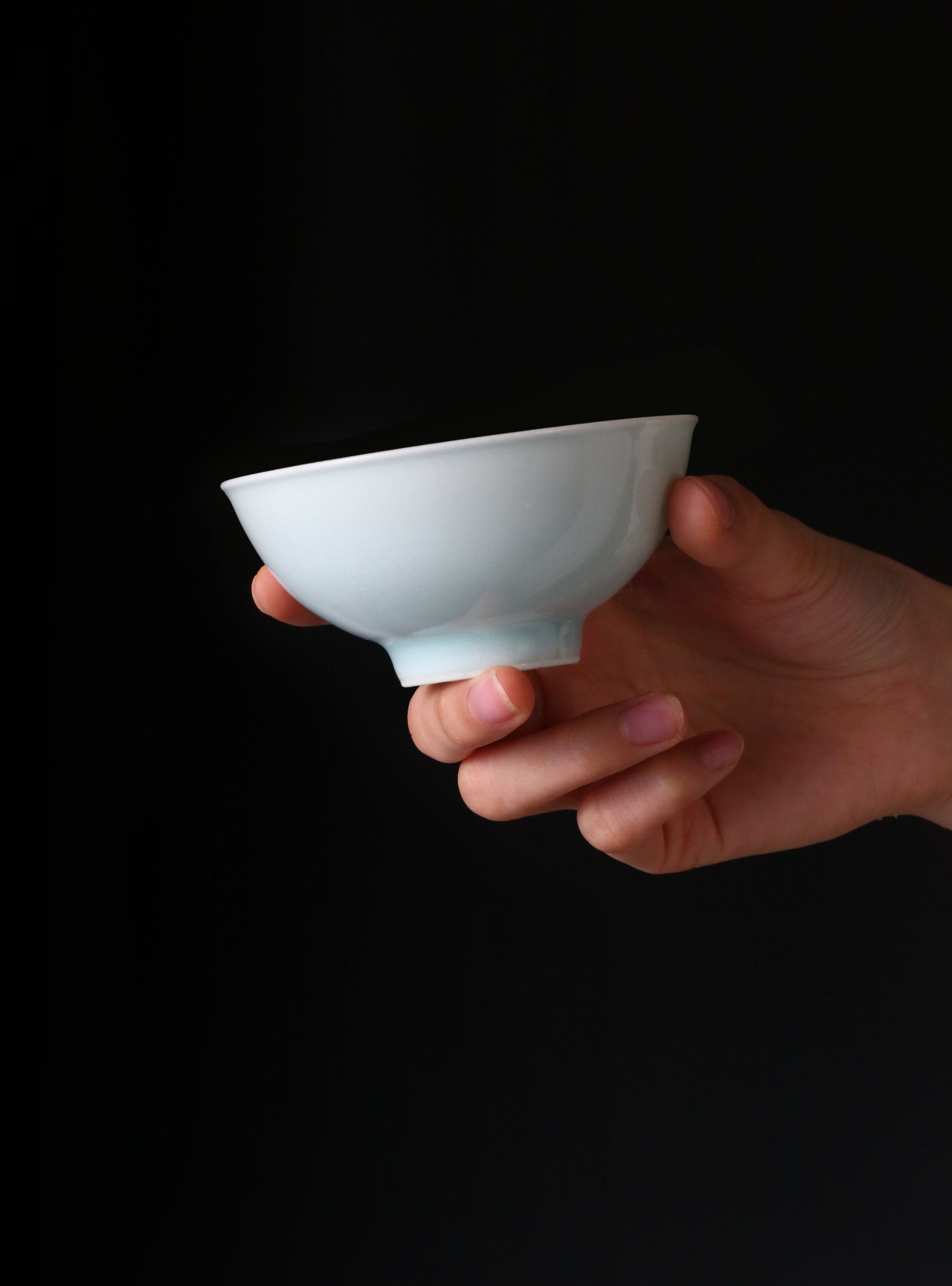 Dayazhai-made Song Dynasty-style Hutian Kiln Shadow Blue Glazed Rain-After-Rain Sky Blue Conical Hat Cup/Jianshui/Rolled Mouth Cup