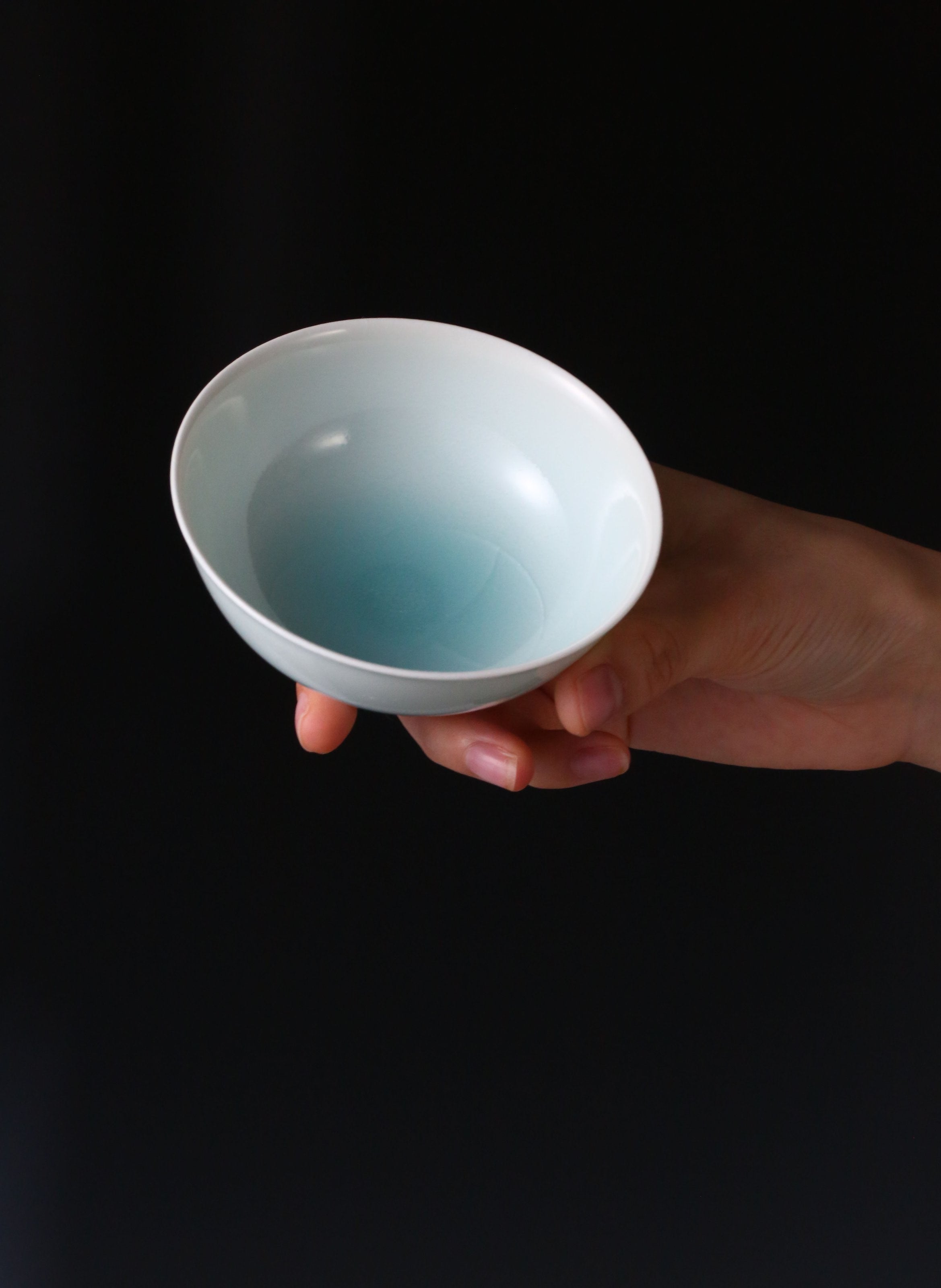 Dayazhai-made Song Dynasty-style Hutian Kiln Shadow Blue Glazed Rain-After-Rain Sky Blue Conical Hat Cup/Jianshui/Rolled Mouth Cup