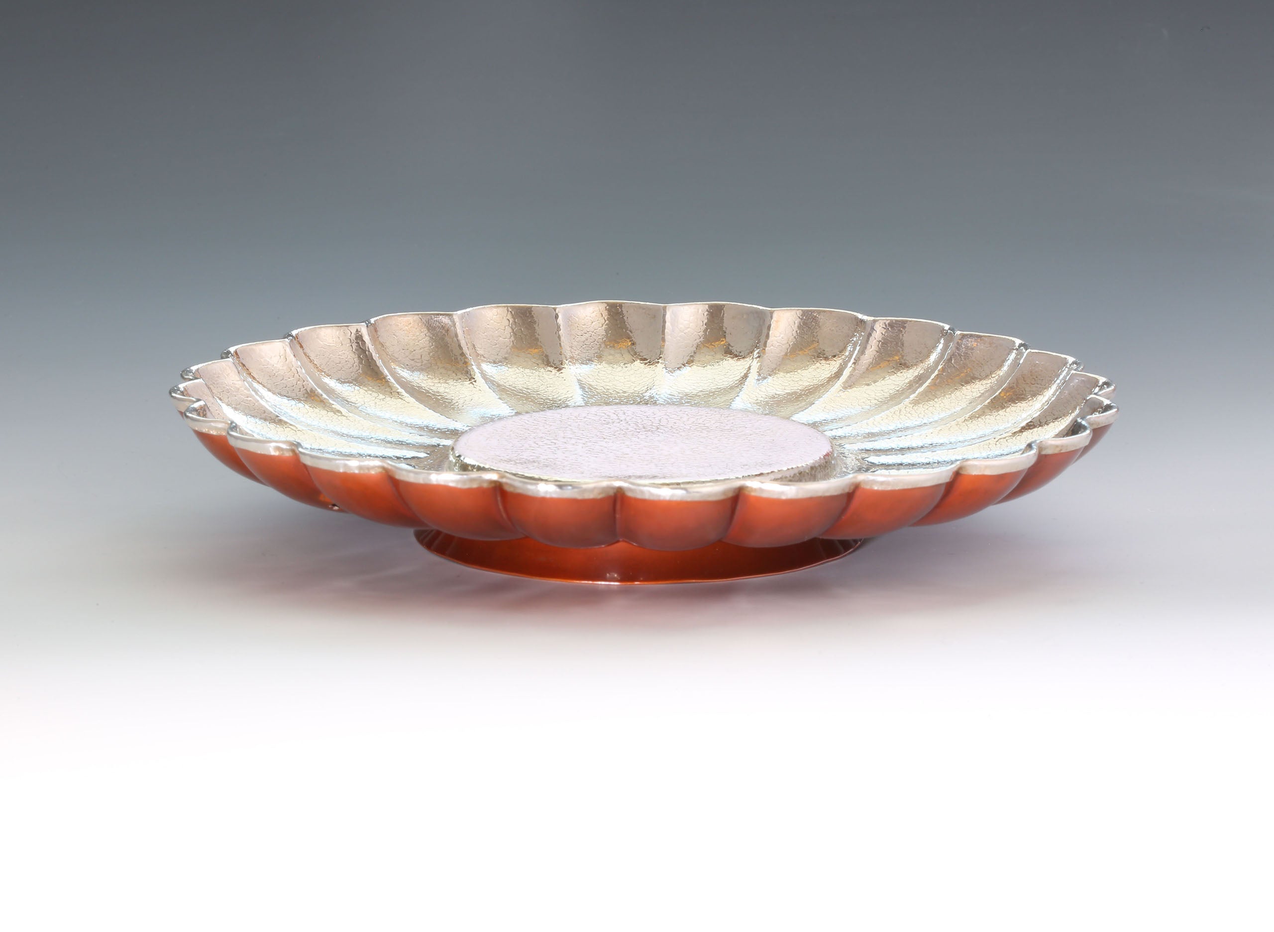 Song Dynasty Chrysanthemum Petal Copper-Wrapped Silver Tea Tray