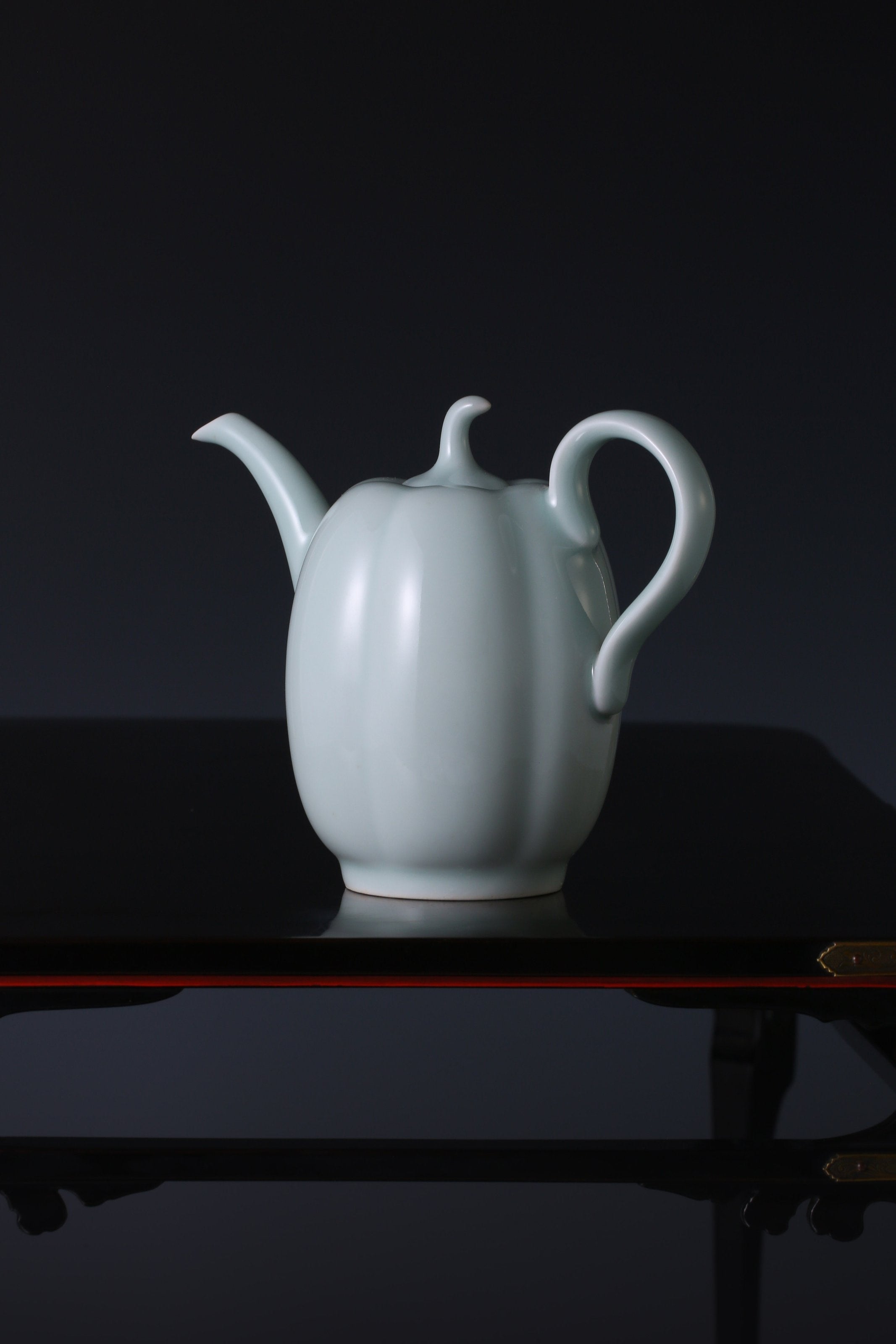 Song Dynasty style celadon melon-shaped ewer