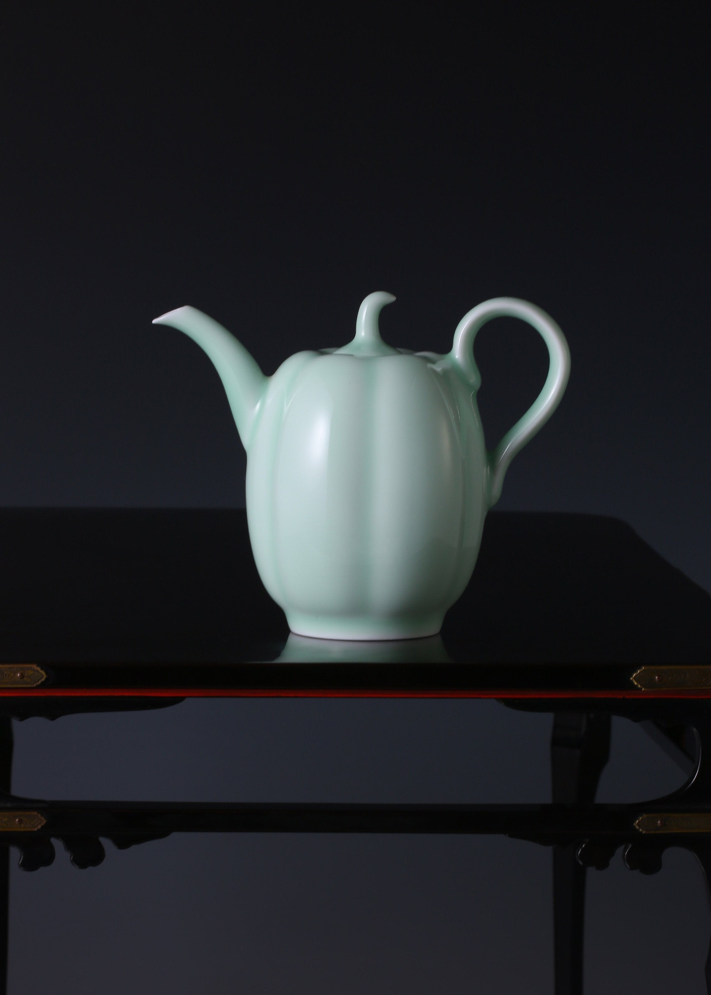 Song Dynasty style celadon melon-shaped ewer
