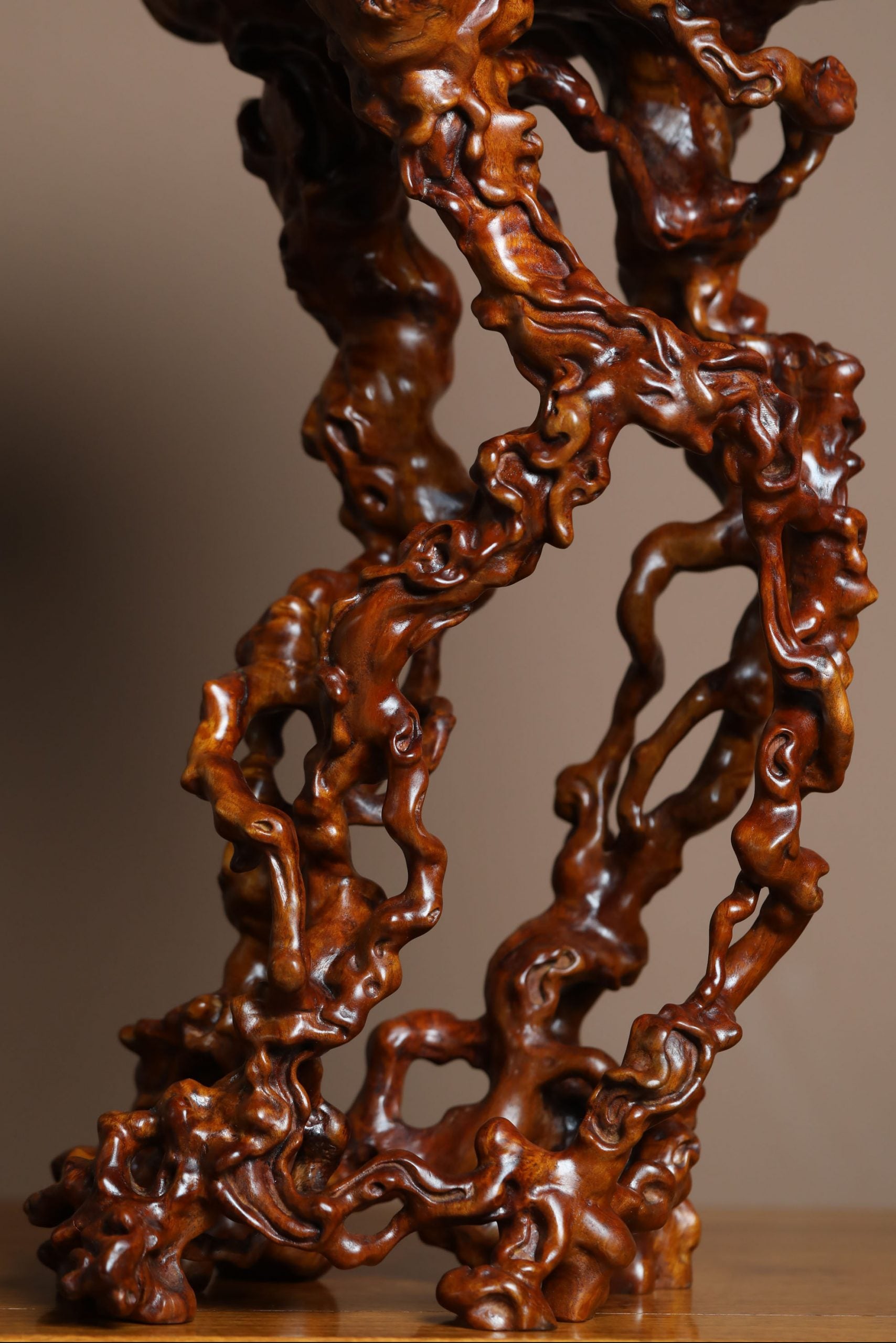 freeform root carving incense table