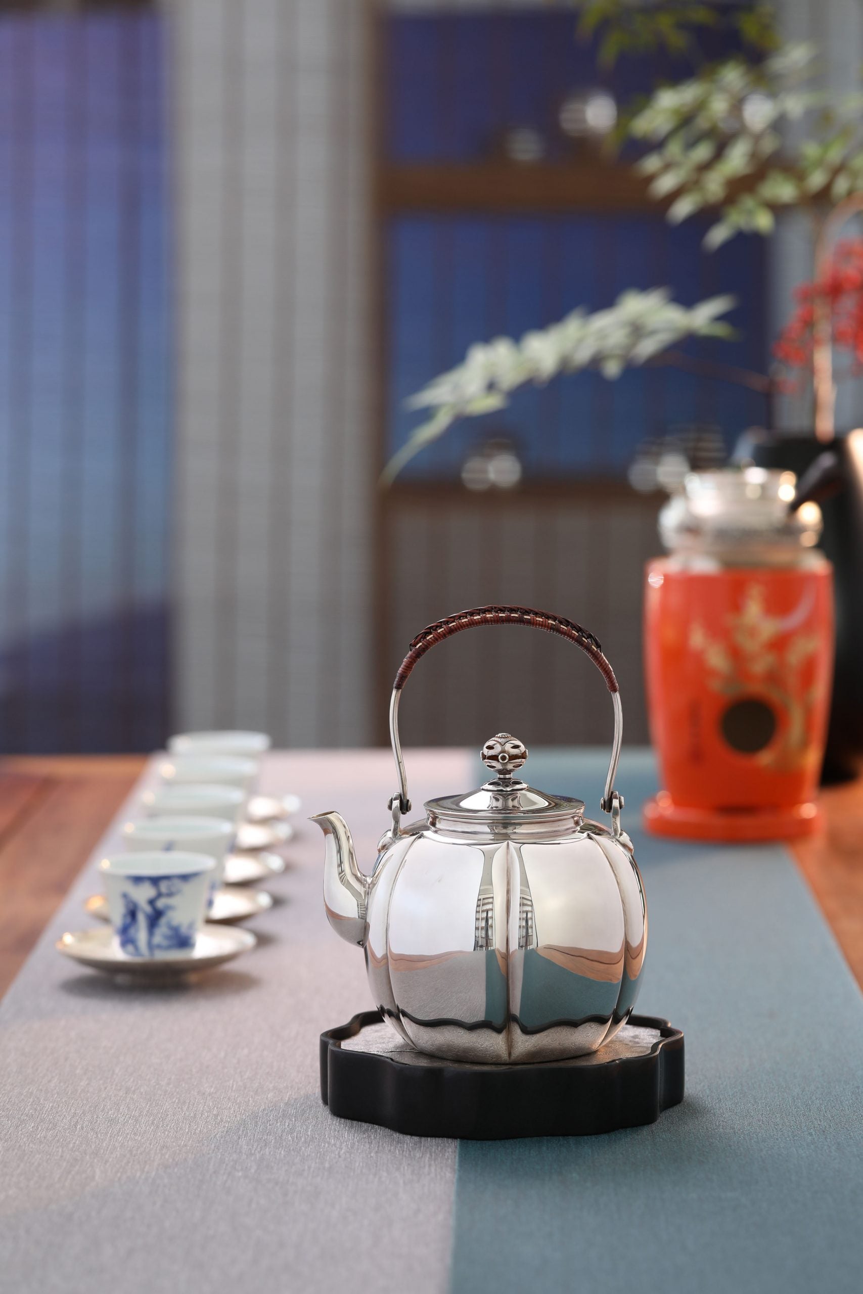 Plain cloth bag teapot