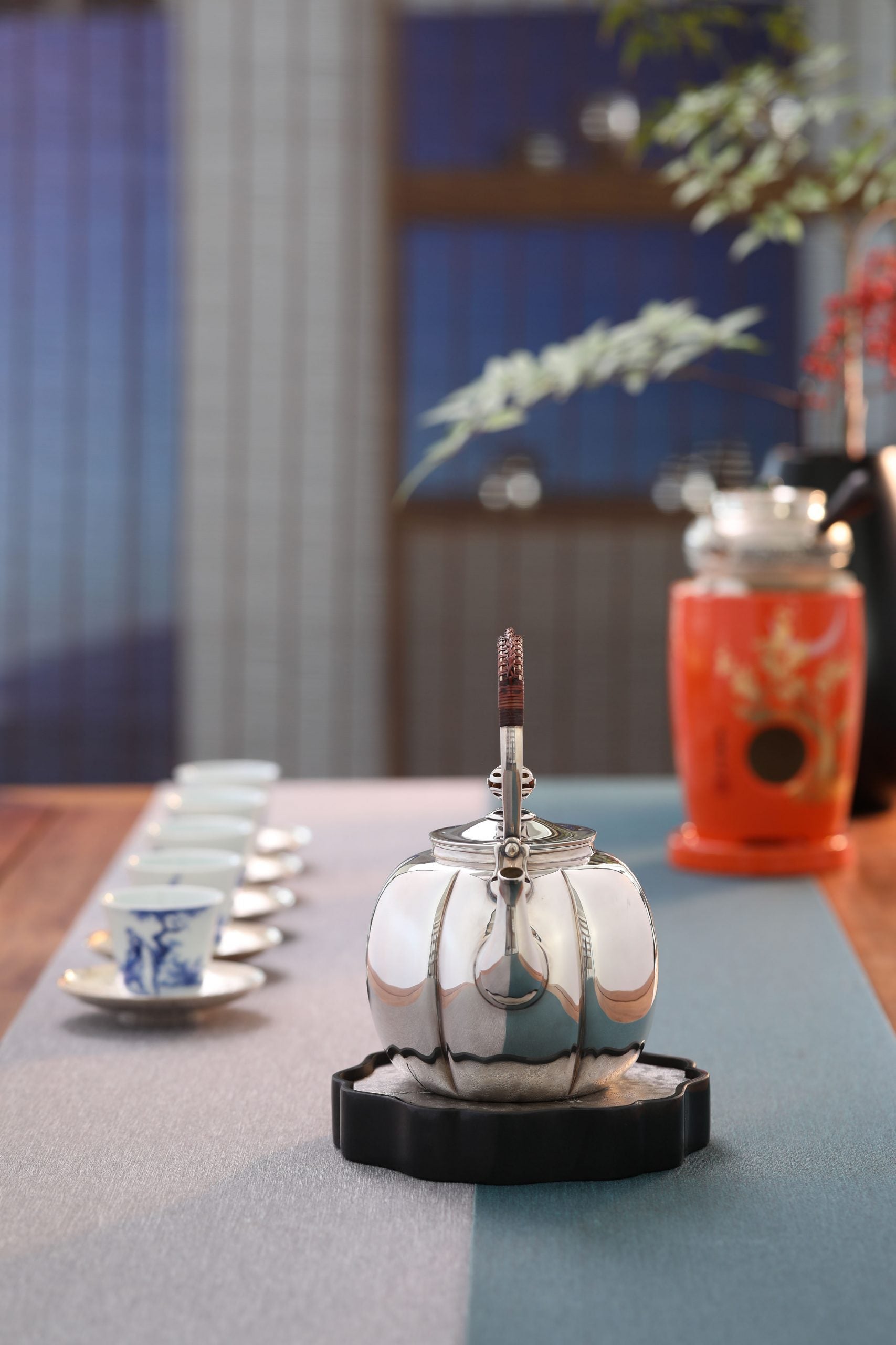 Plain cloth bag teapot