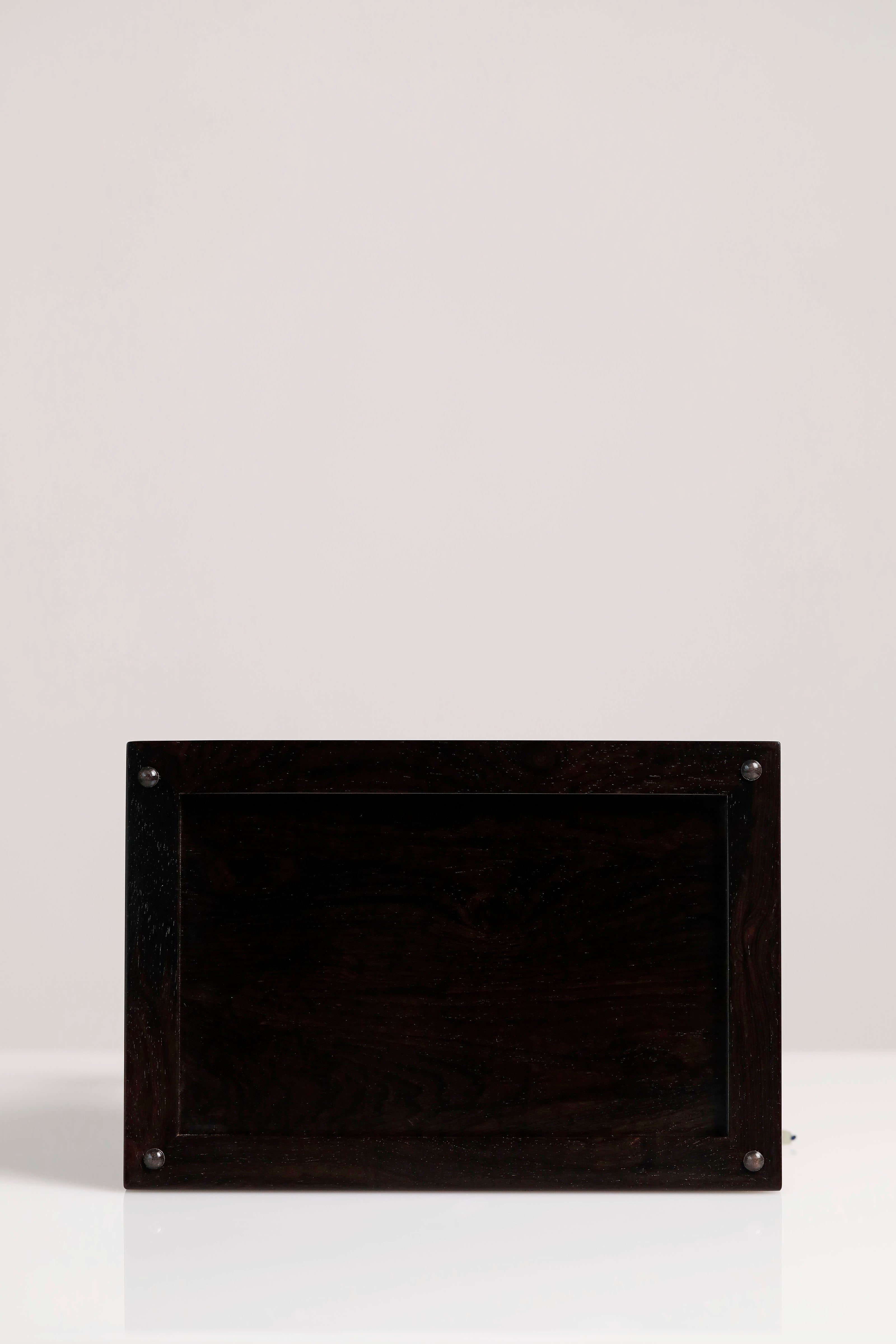 Plain double-layered box