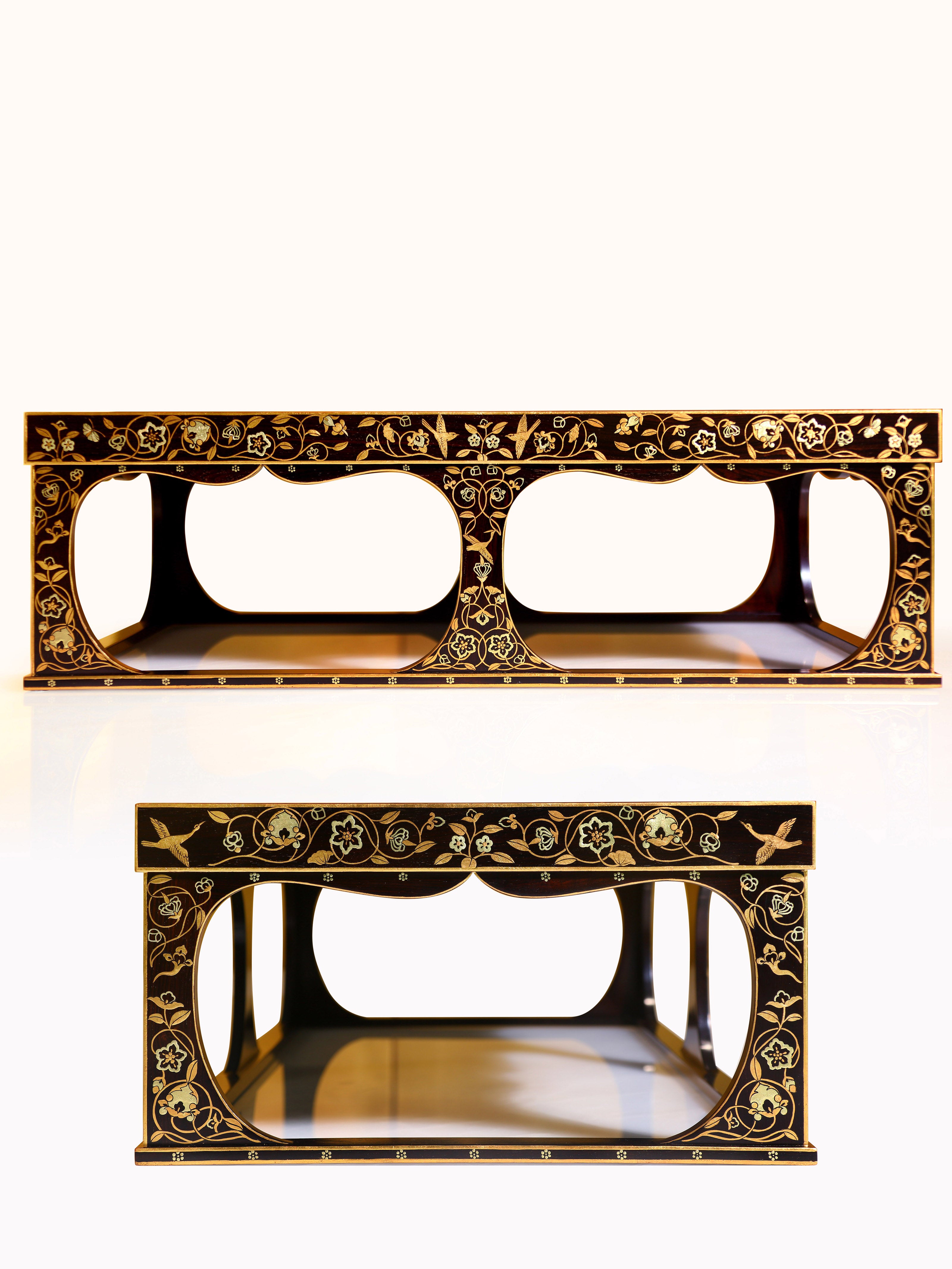 Replica of Tang Dynasty gold-painted tea tray