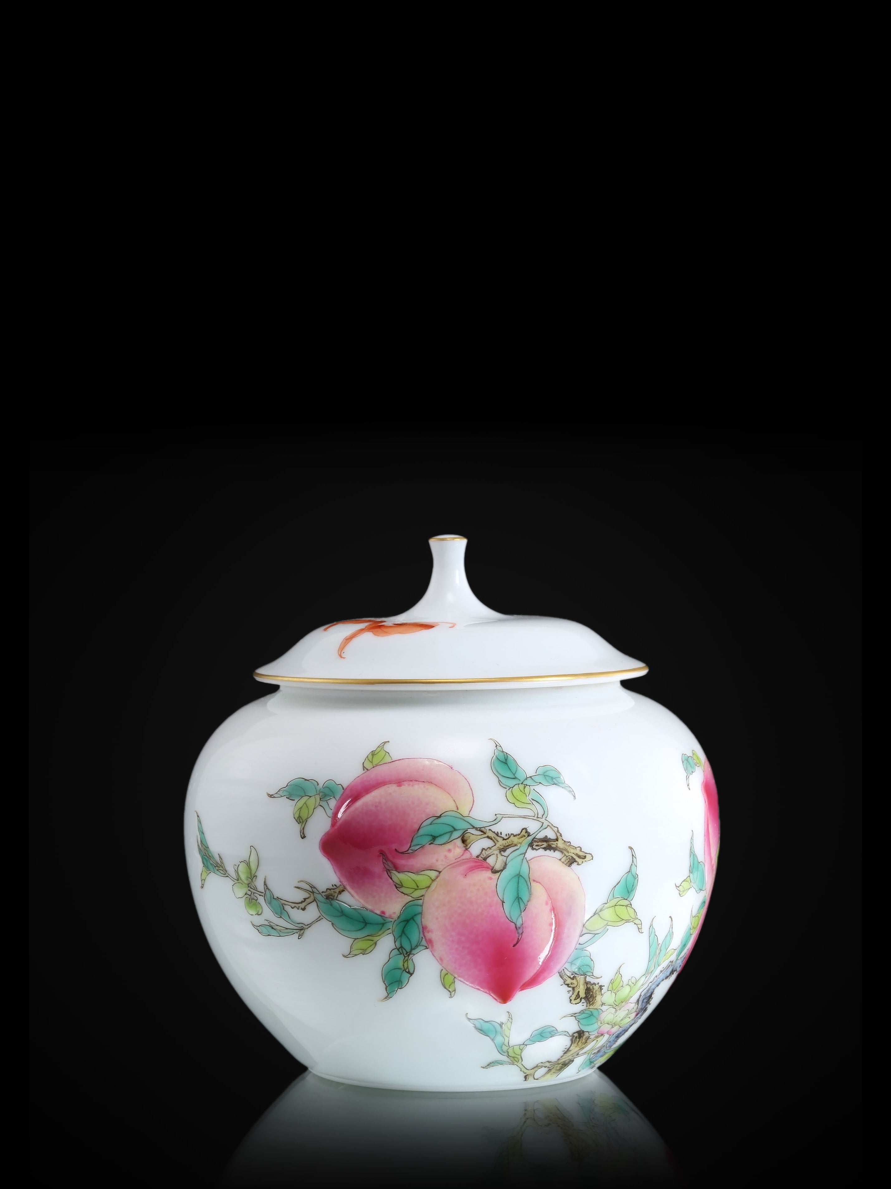 Famille Rose Gold Flower Peach Tea Holder/Fair Cup/Chicken Heart Cup