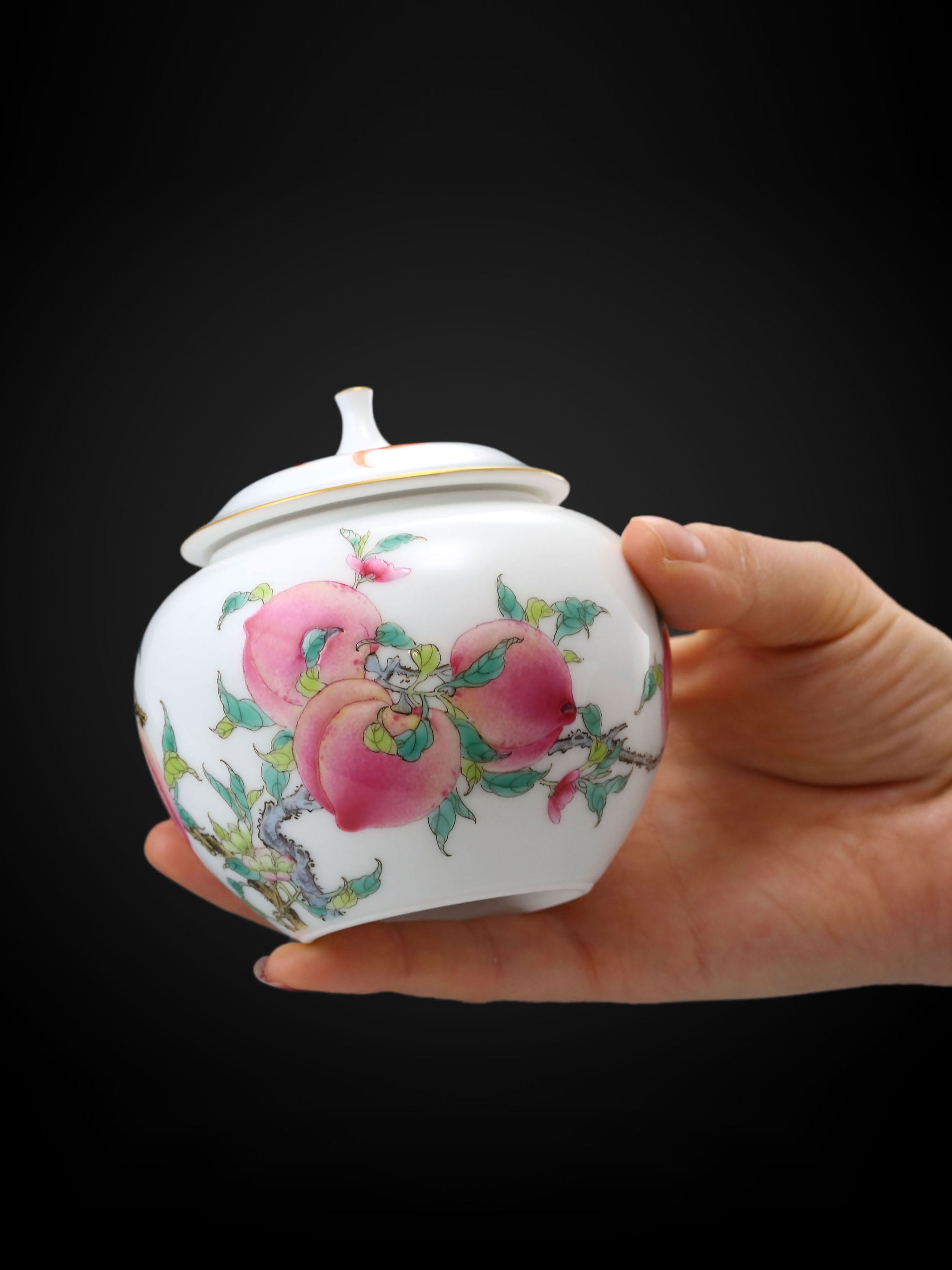 Famille Rose Gold Flower Peach Tea Holder/Fair Cup/Chicken Heart Cup