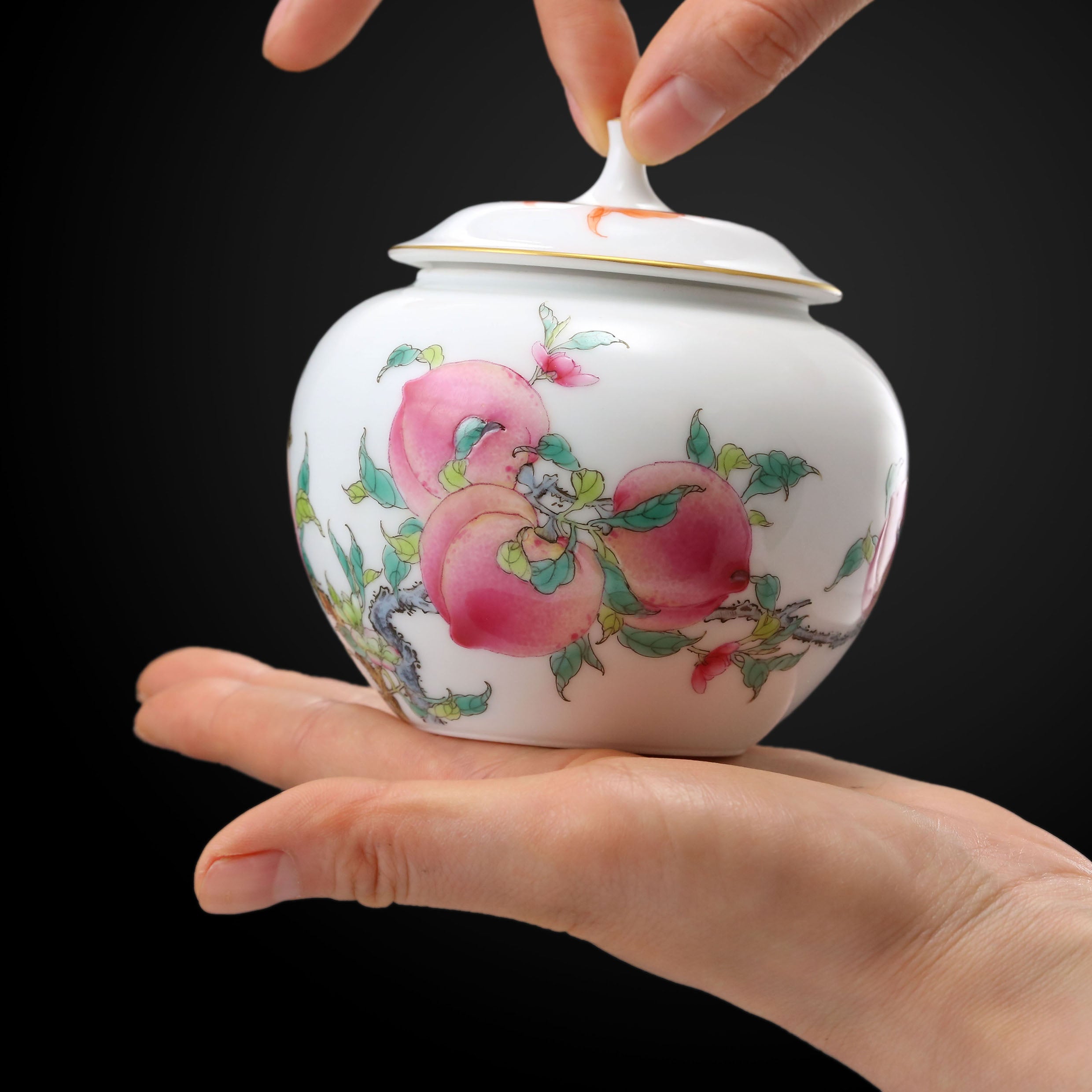 Famille Rose Gold Flower Peach Tea Holder/Fair Cup/Chicken Heart Cup