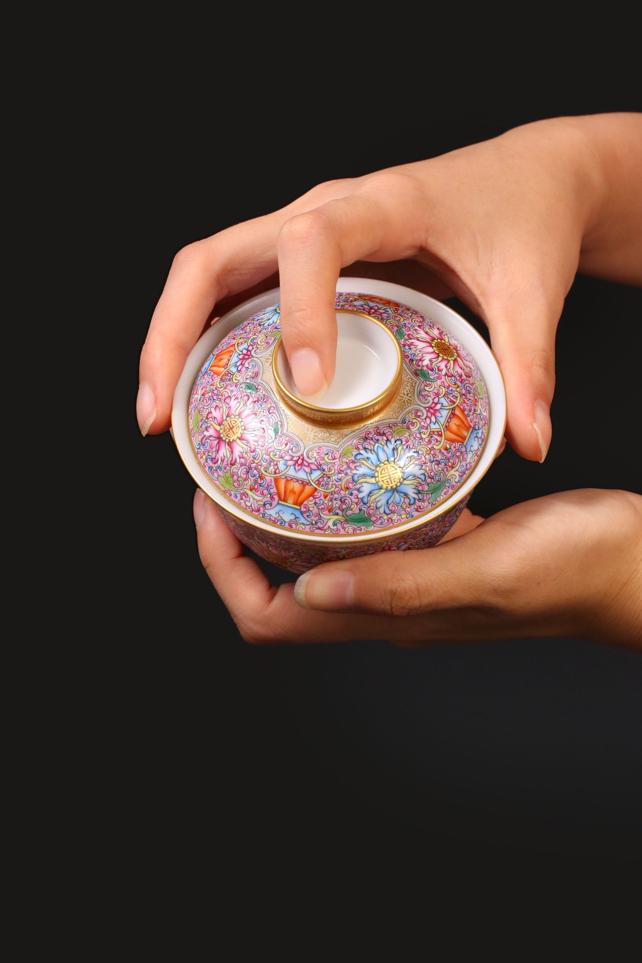 Dayazhai Longevity Lantern Covered Bowl