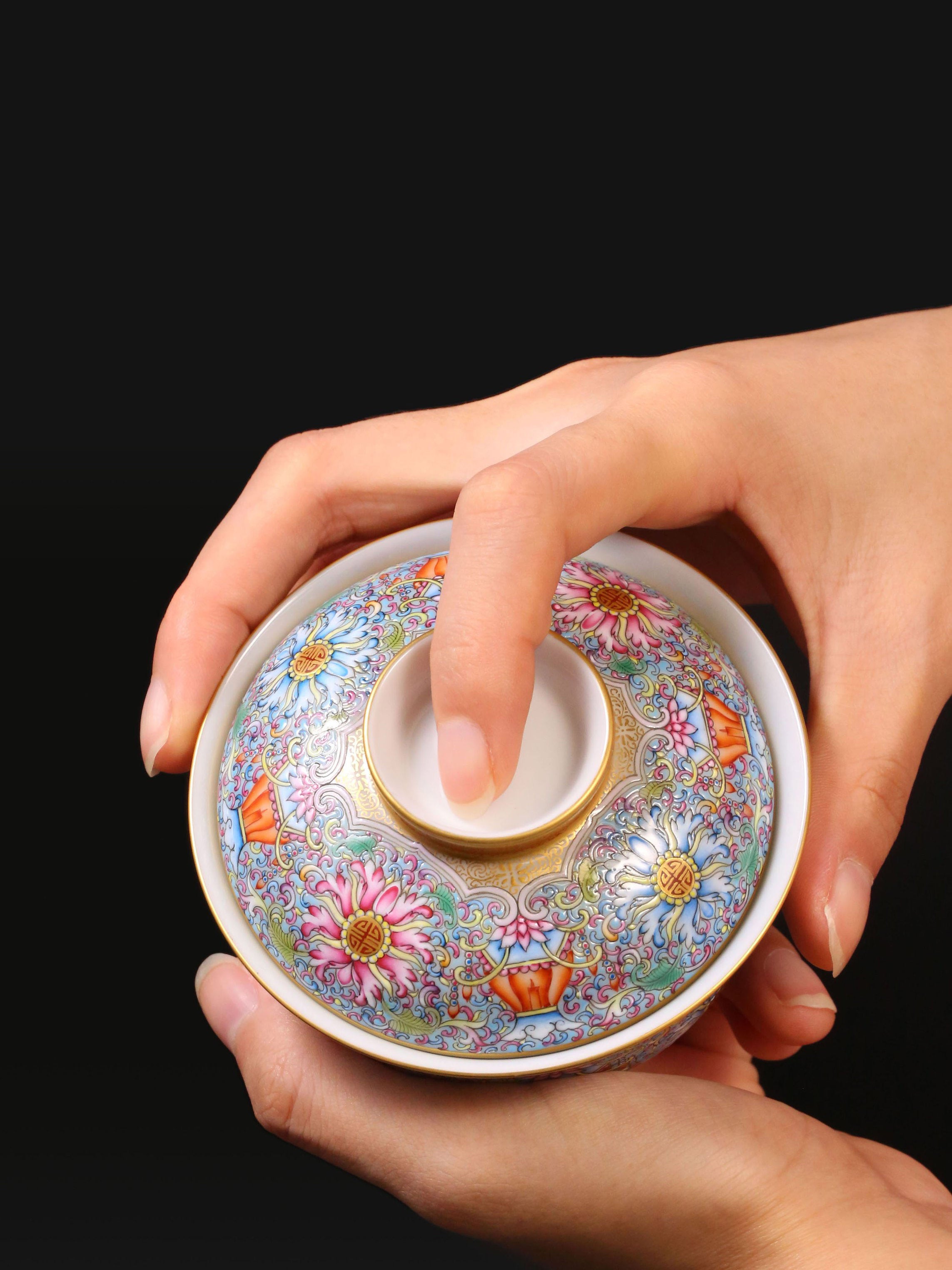 Dayazhai Longevity Lantern Covered Bowl