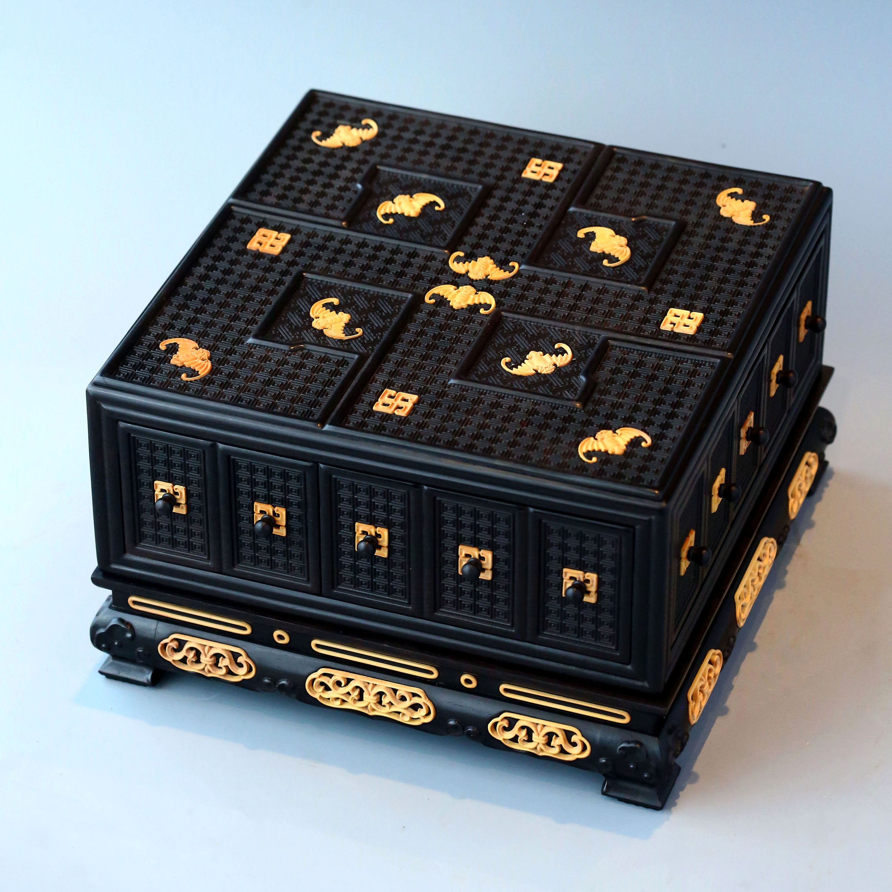 Grand Elegance Hall Treasure Box with Swastika Pattern and Abundant Blessings inlaid with Boxwood