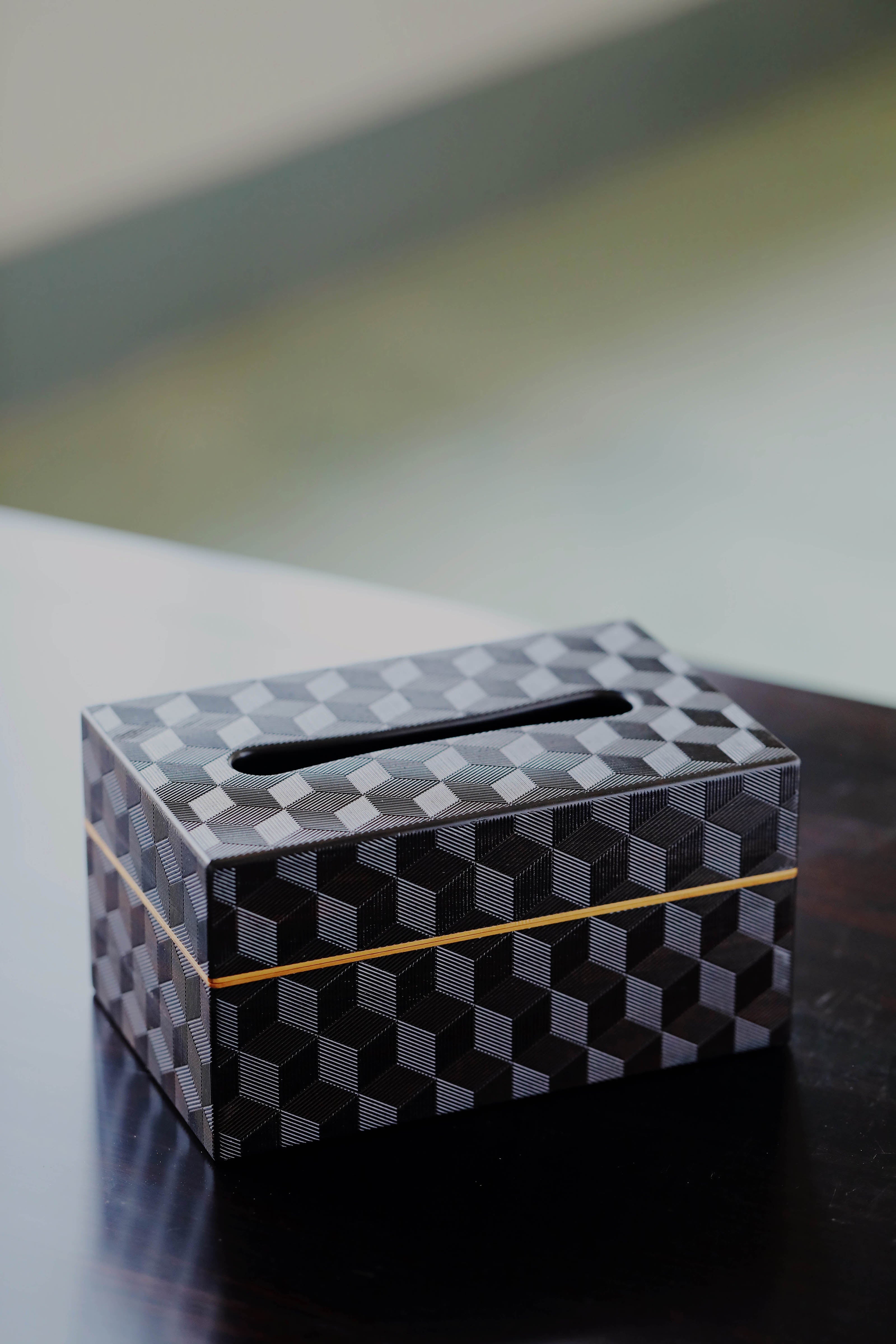 Plum blossom pattern/swastika pattern/snowflake pattern purple sandalwood tissue box