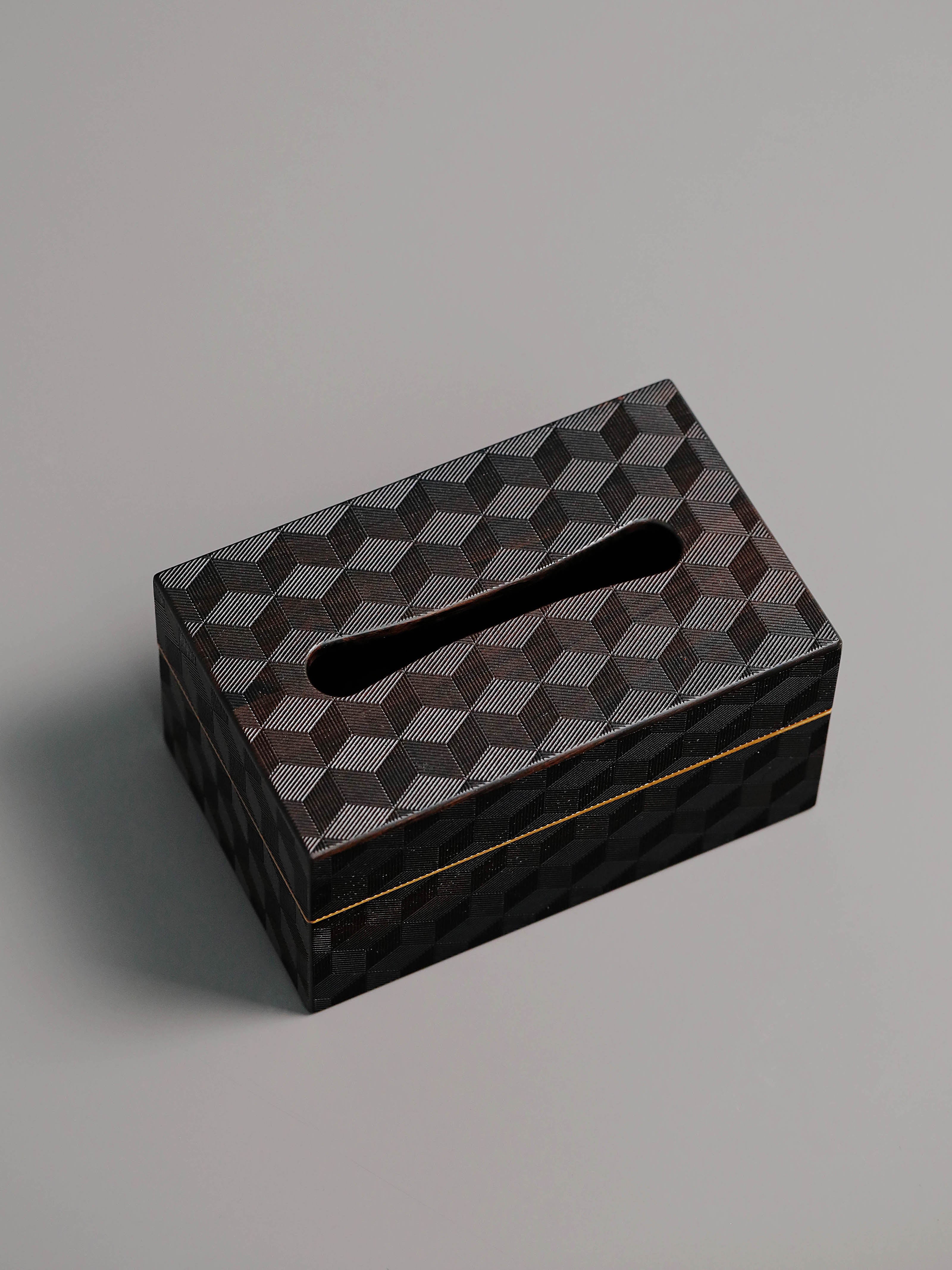 Plum blossom pattern/swastika pattern/snowflake pattern purple sandalwood tissue box