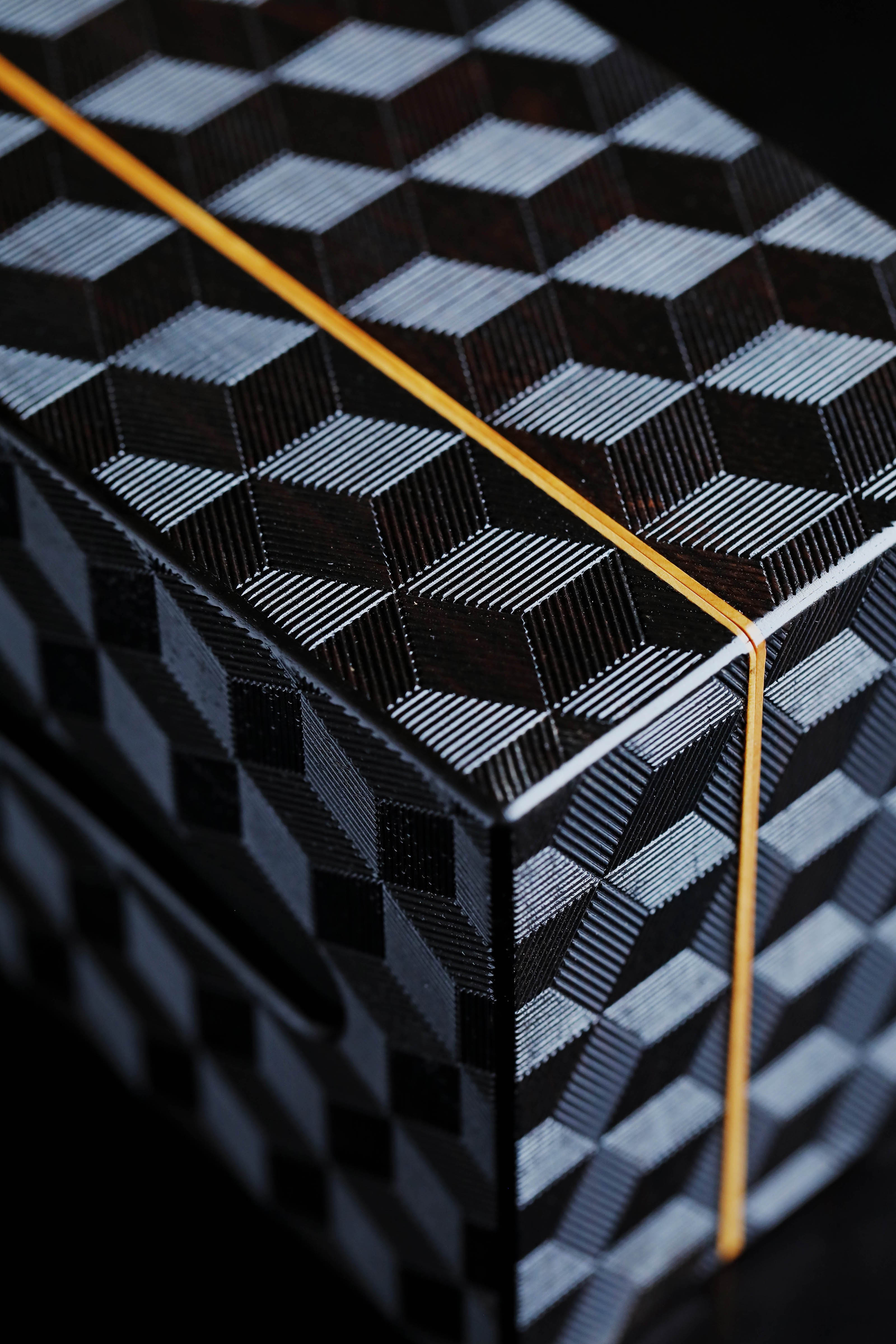 Plum blossom pattern/swastika pattern/snowflake pattern purple sandalwood tissue box