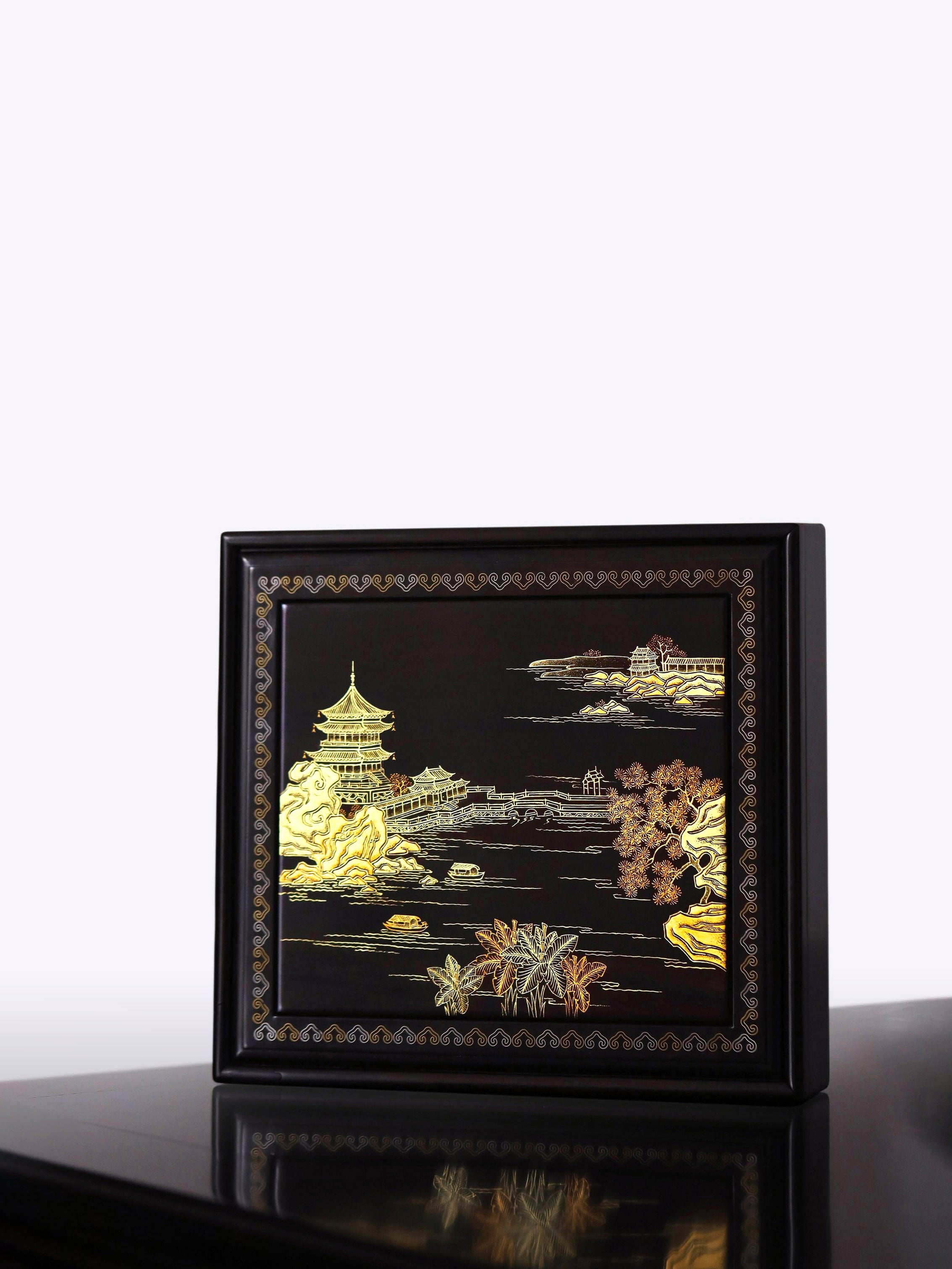Purple sandalwood fairy pavilion picture/rocky distant view picture gilded pull-out tea box
