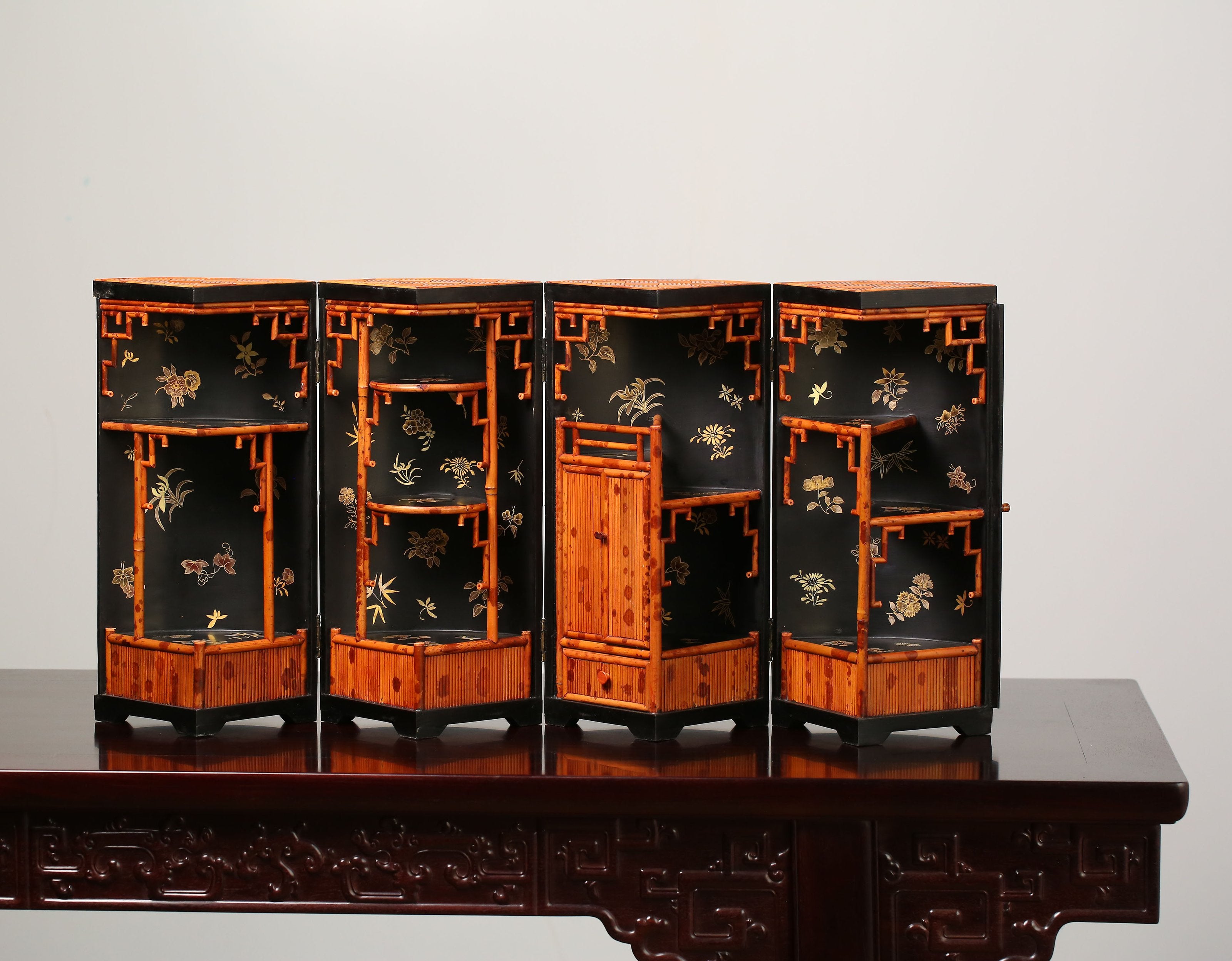 Xiangfei bamboo inlaid table with multi-treasure cabinet