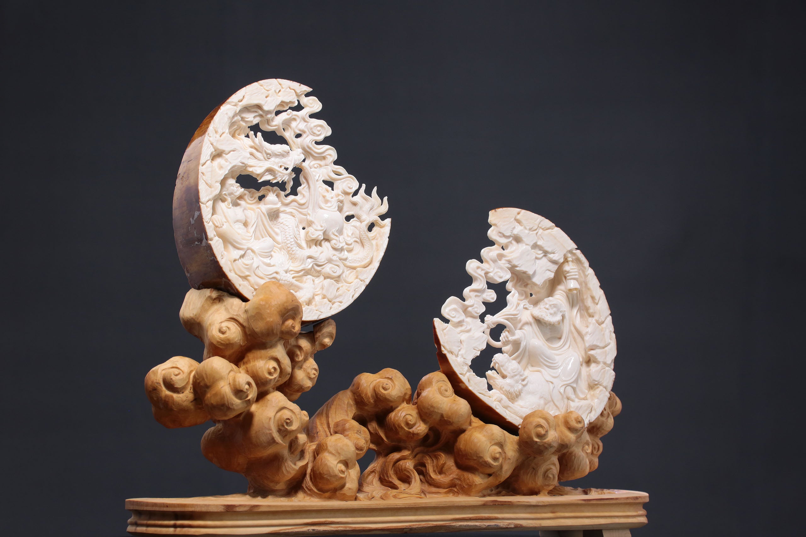 Arhat who subdues dragons and tigers