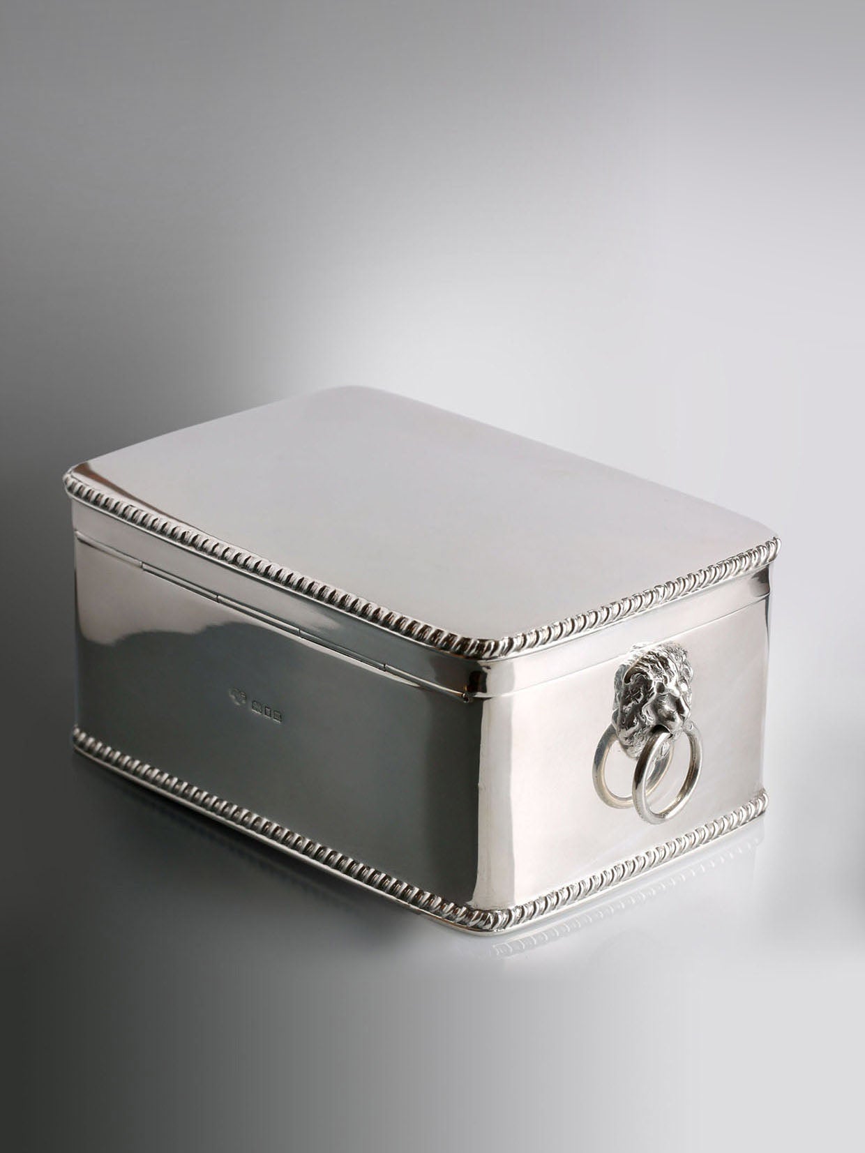 British silver tea box, 1927