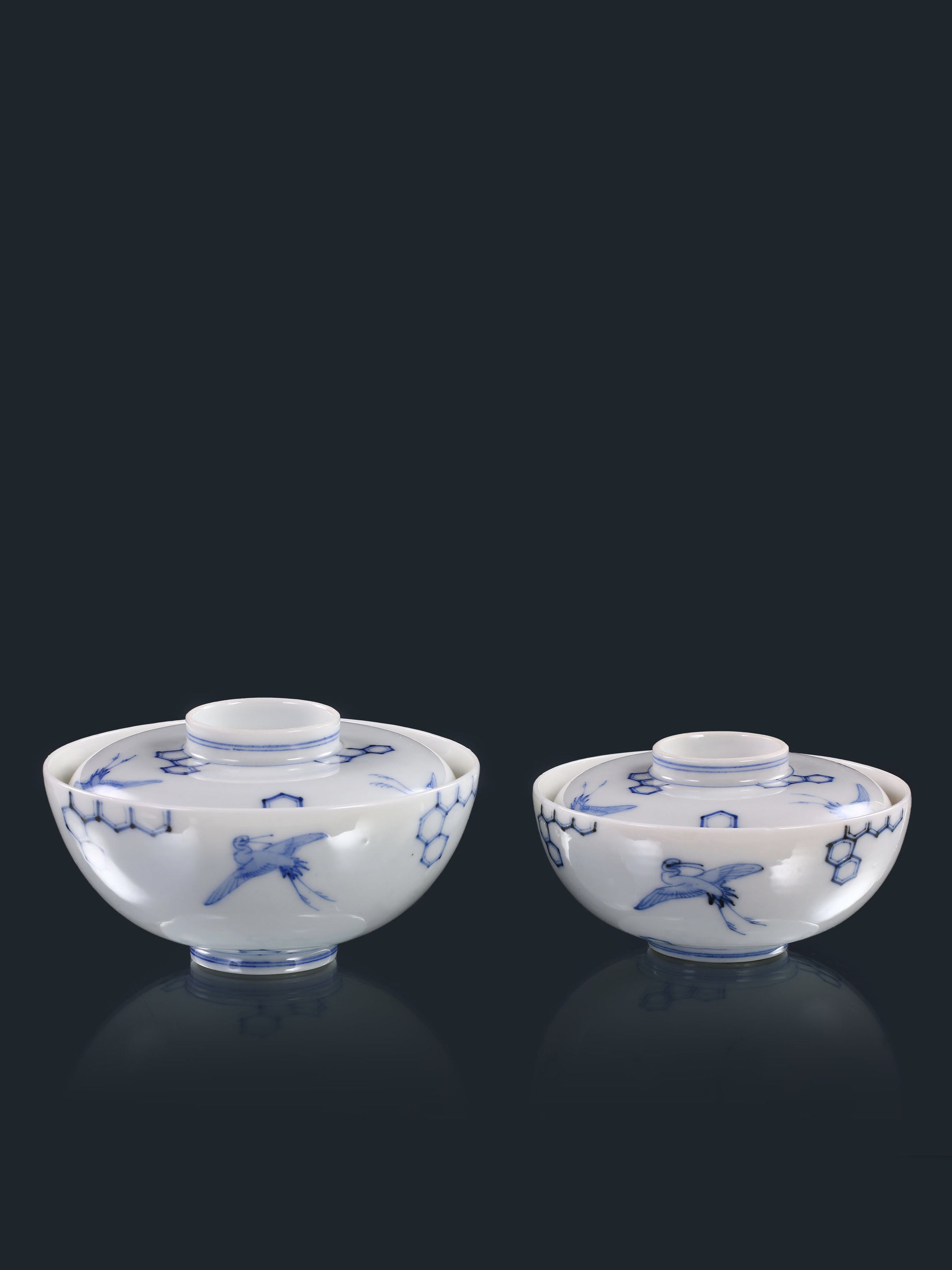 Japanese Imari Crane Pattern Covered Bowl (Lid)