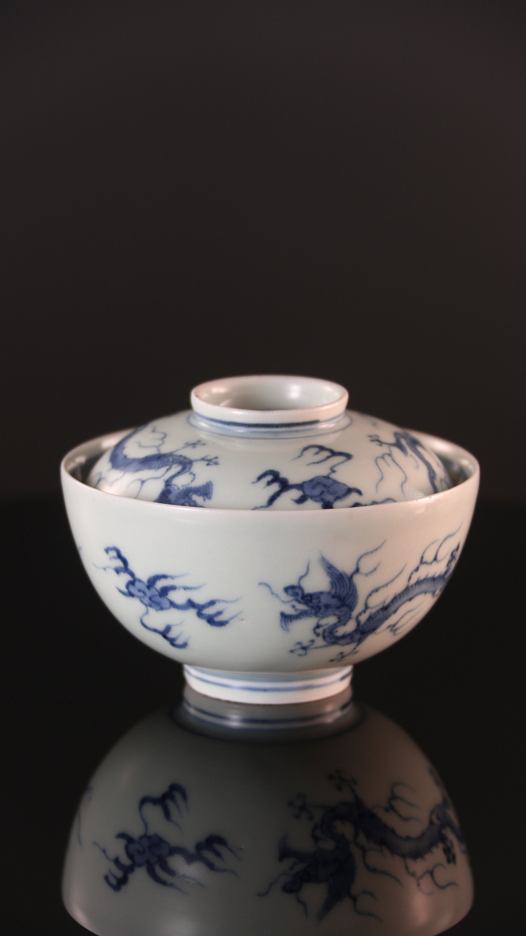 Japanese Imari dragon-patterned covered bowl (lid)