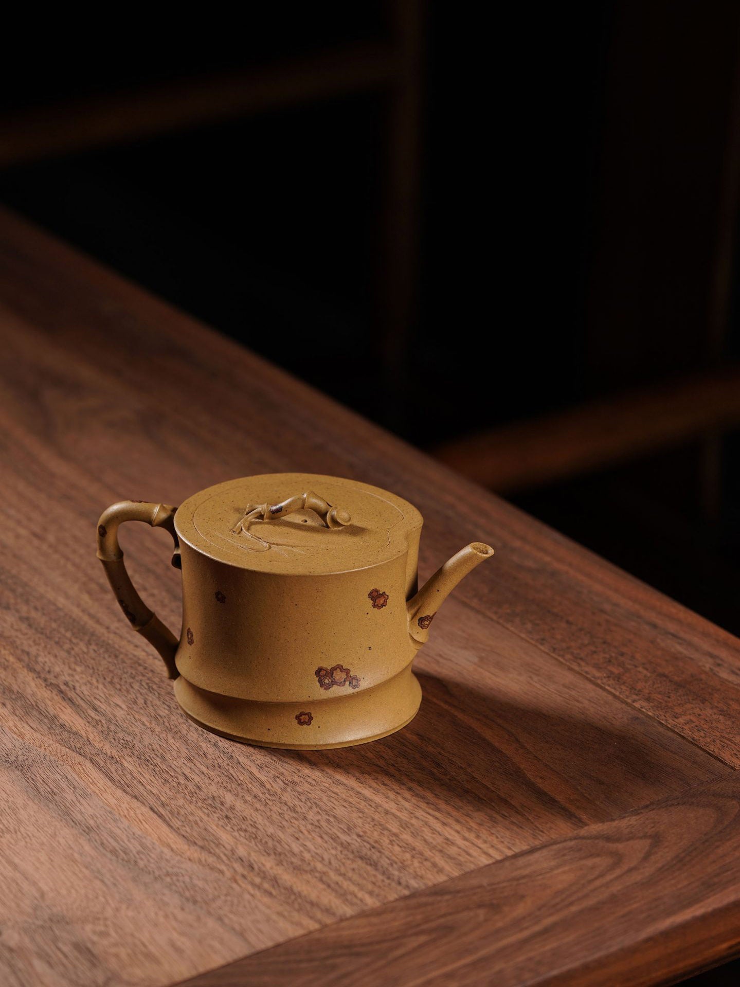 Chen Kai. Yunfei Teapot