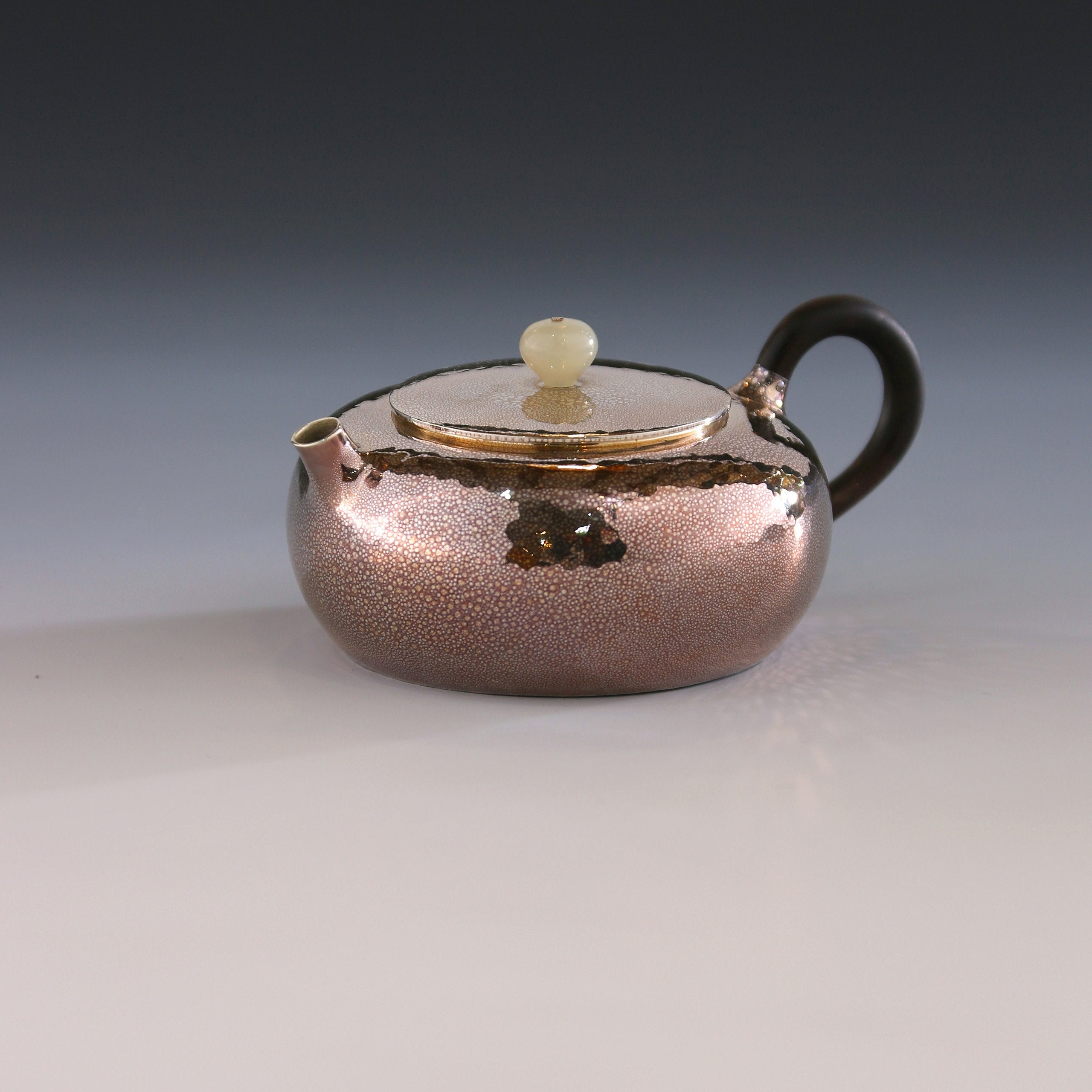 Fish Roe Pattern Flat Xi Shi