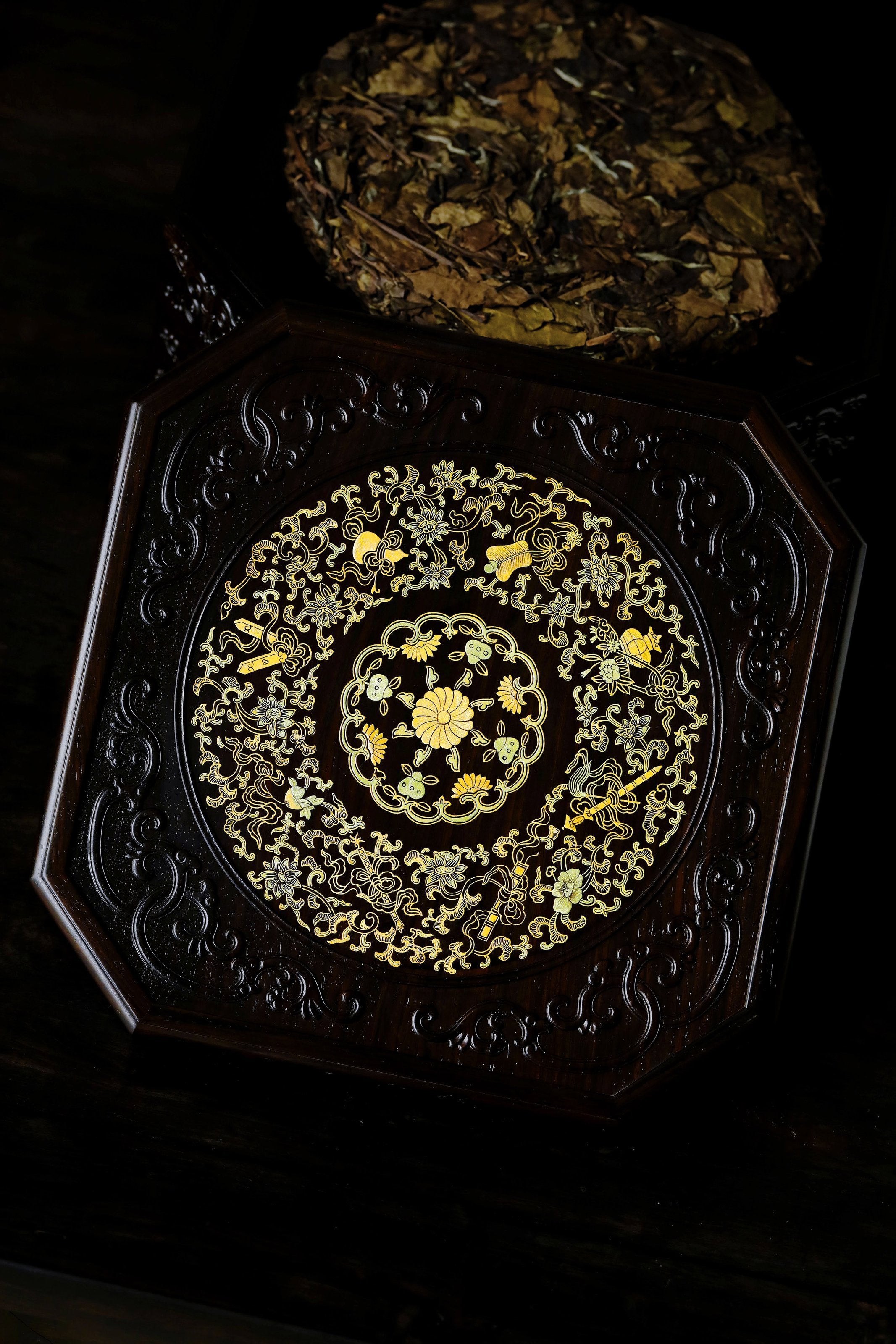 Purple sandalwood gilded auspicious eight treasures three-tiered octagonal tea box