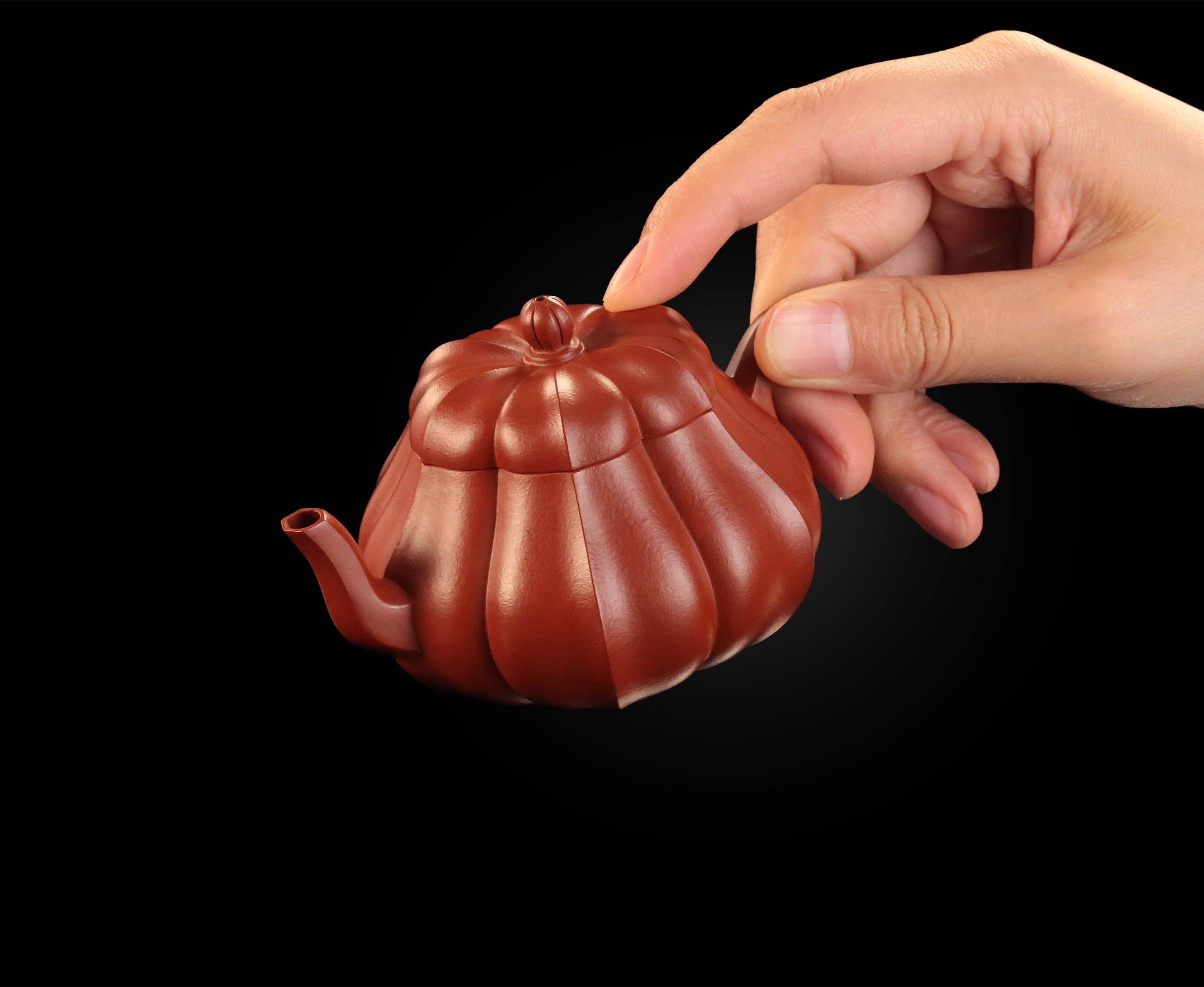 Zhang Limei's Rhombus Flower Ruyi Teapot