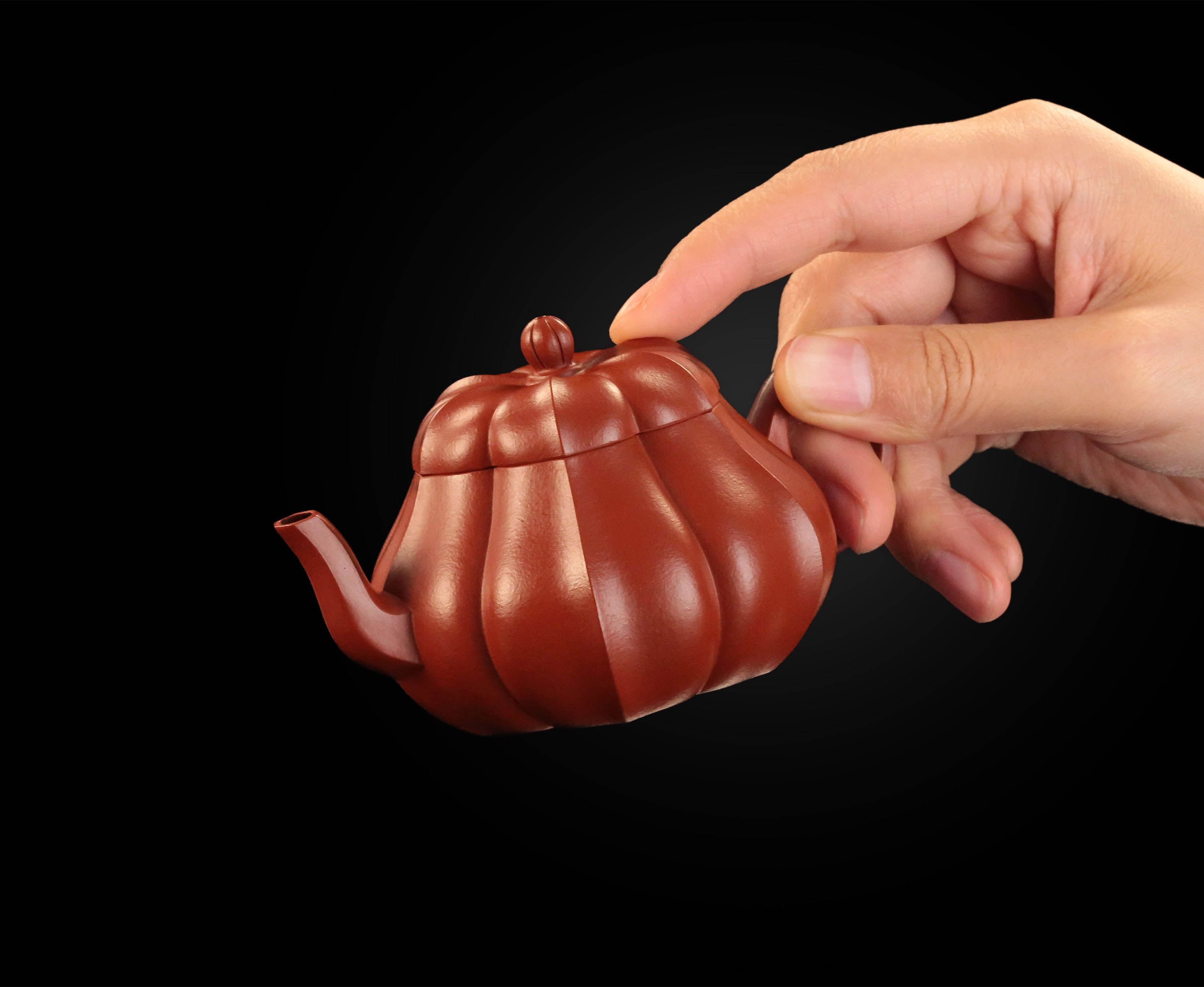 Zhang Limei's Rhombus Flower Ruyi Teapot