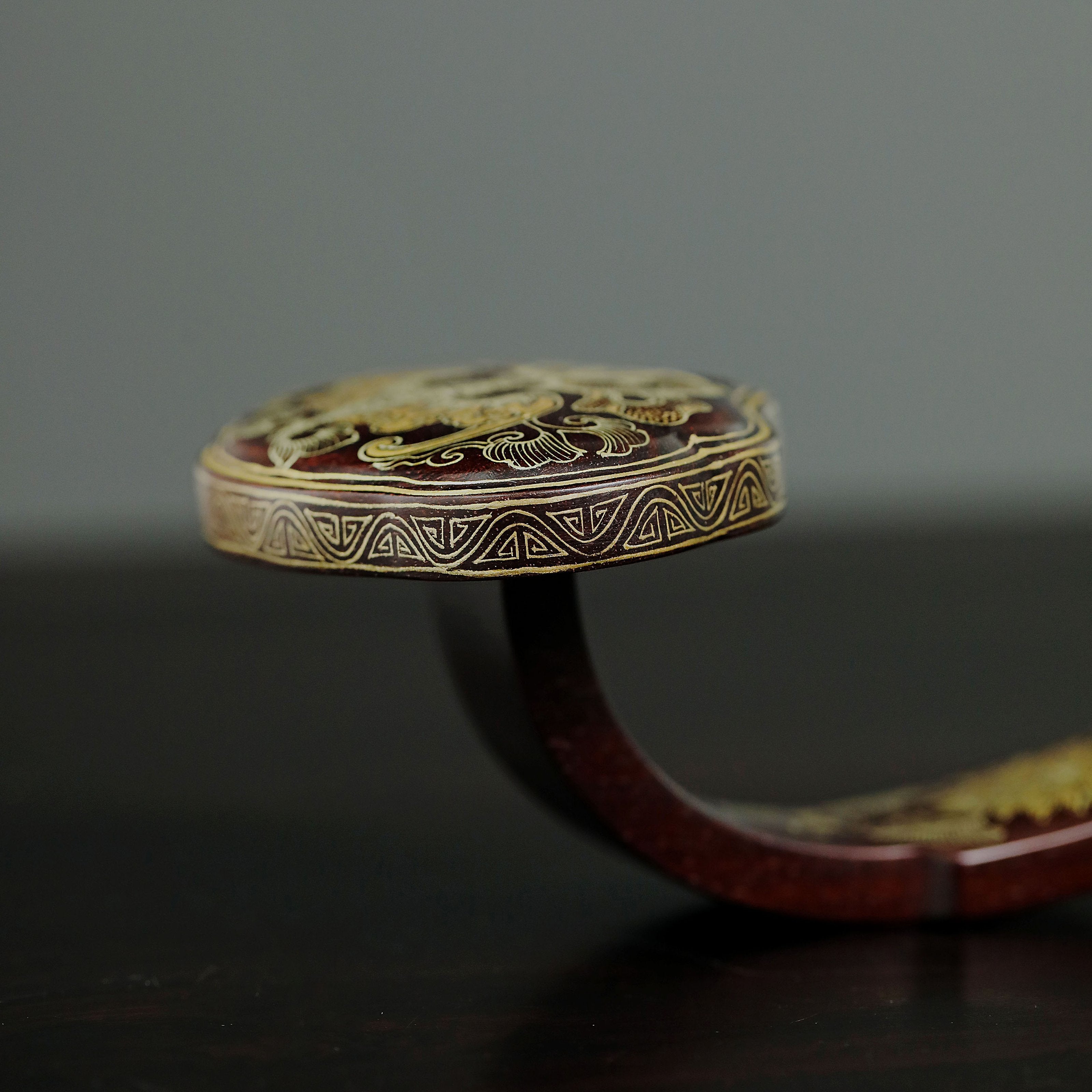 Small-leaf sandalwood inlaid with genuine gold Ruyi