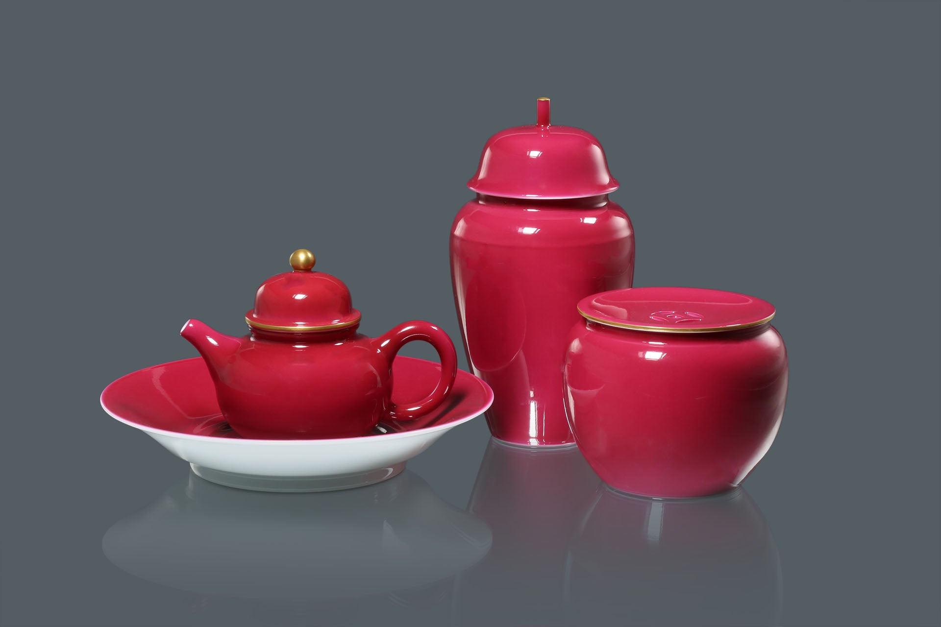 The rouge-dyed water vat