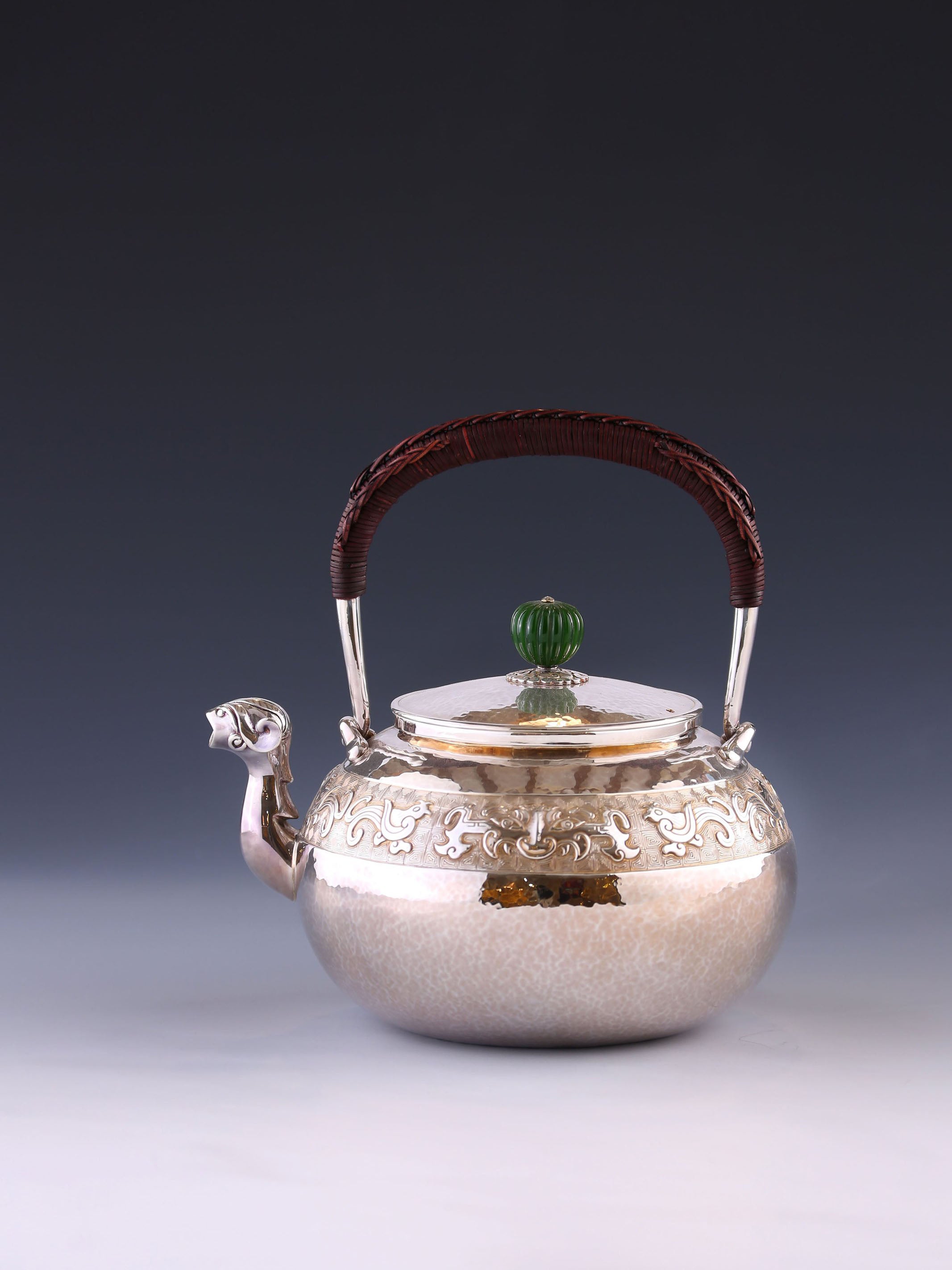 Zhou Han Dynasty Beast-mouth Silver Pot