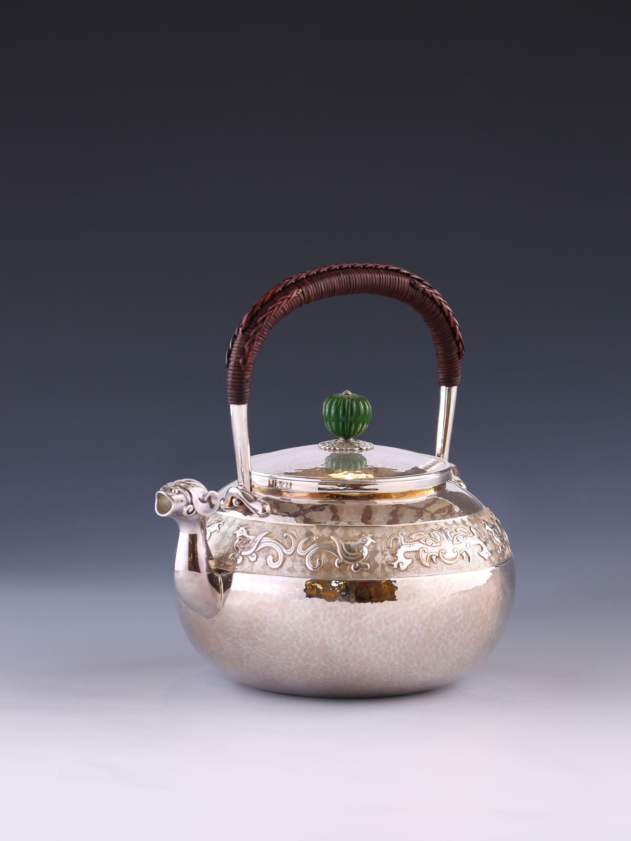 Zhou Han Dynasty Beast-mouth Silver Pot