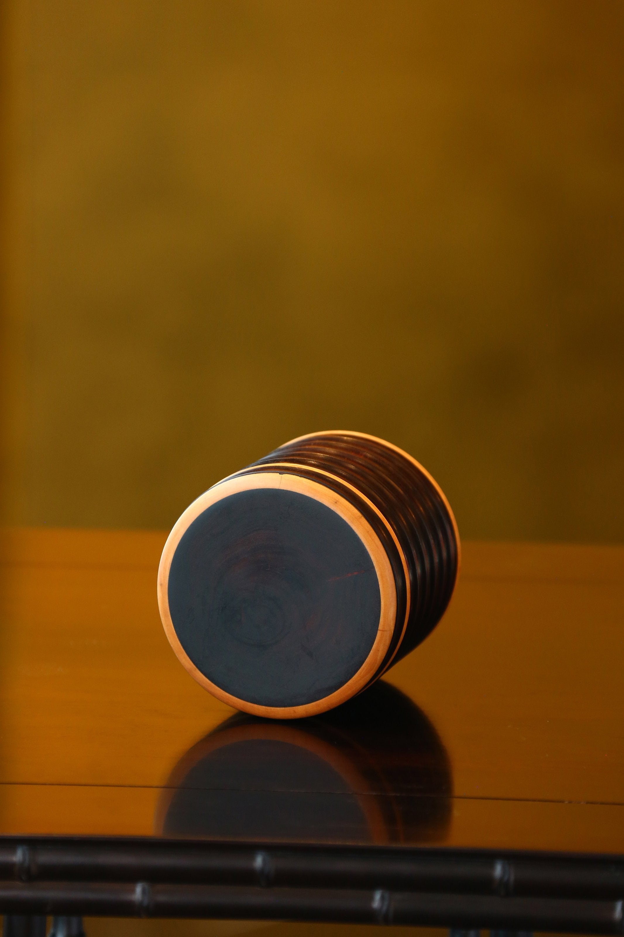 Small-leaf sandalwood/boxwood bamboo joint tea canister