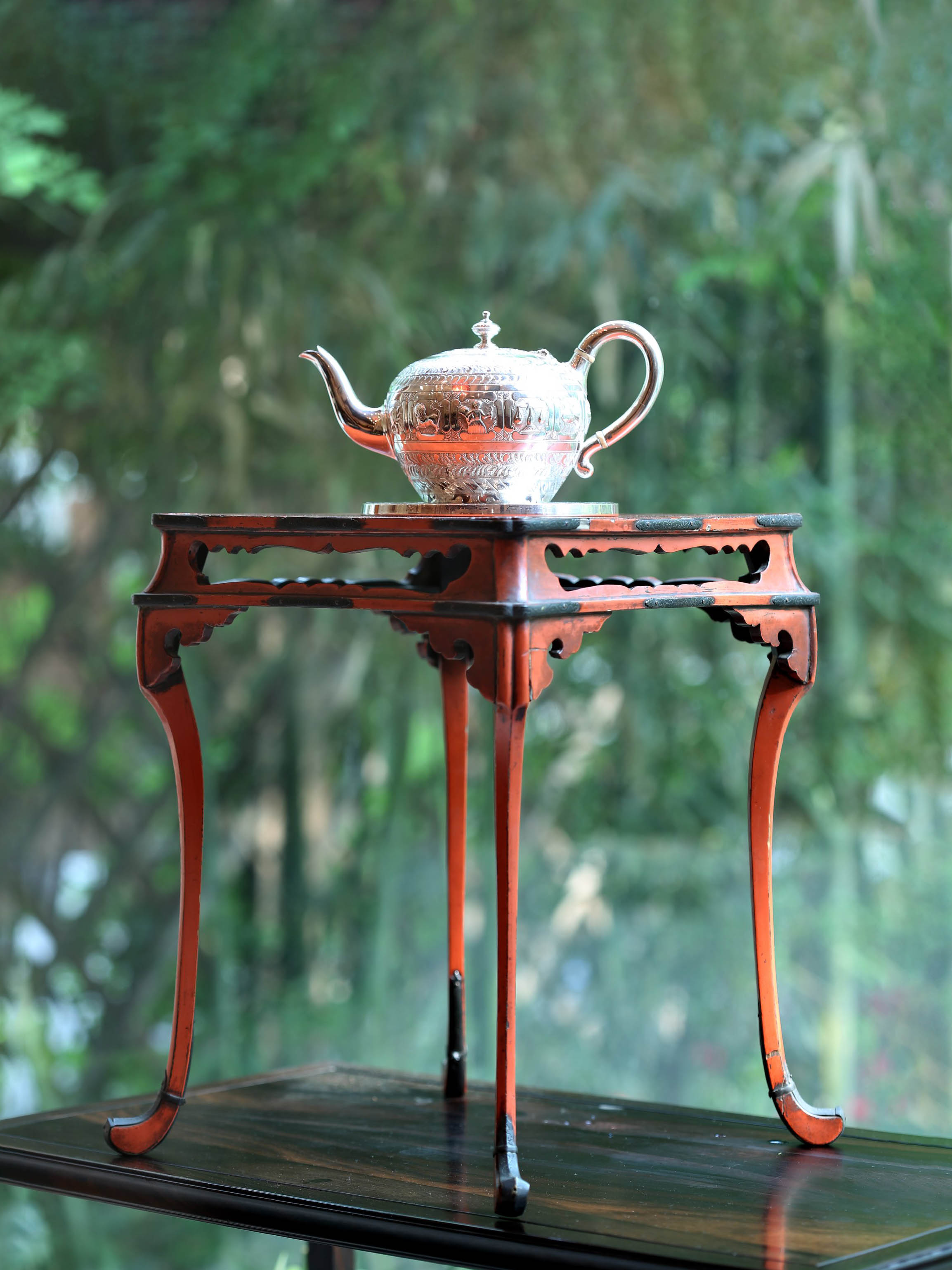 Red Lacquer Incense Table