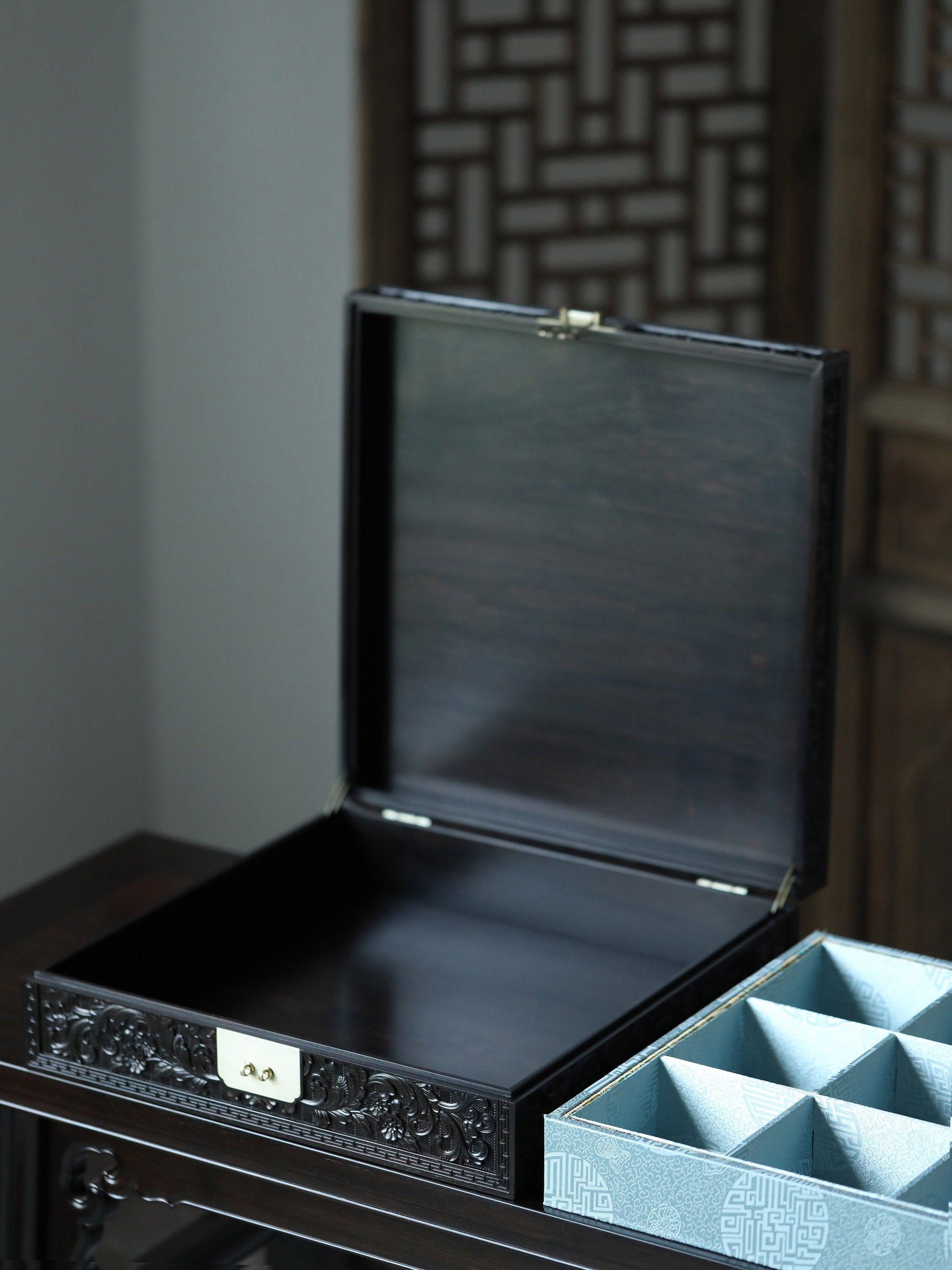 Purple sandalwood passionflower carved tea box