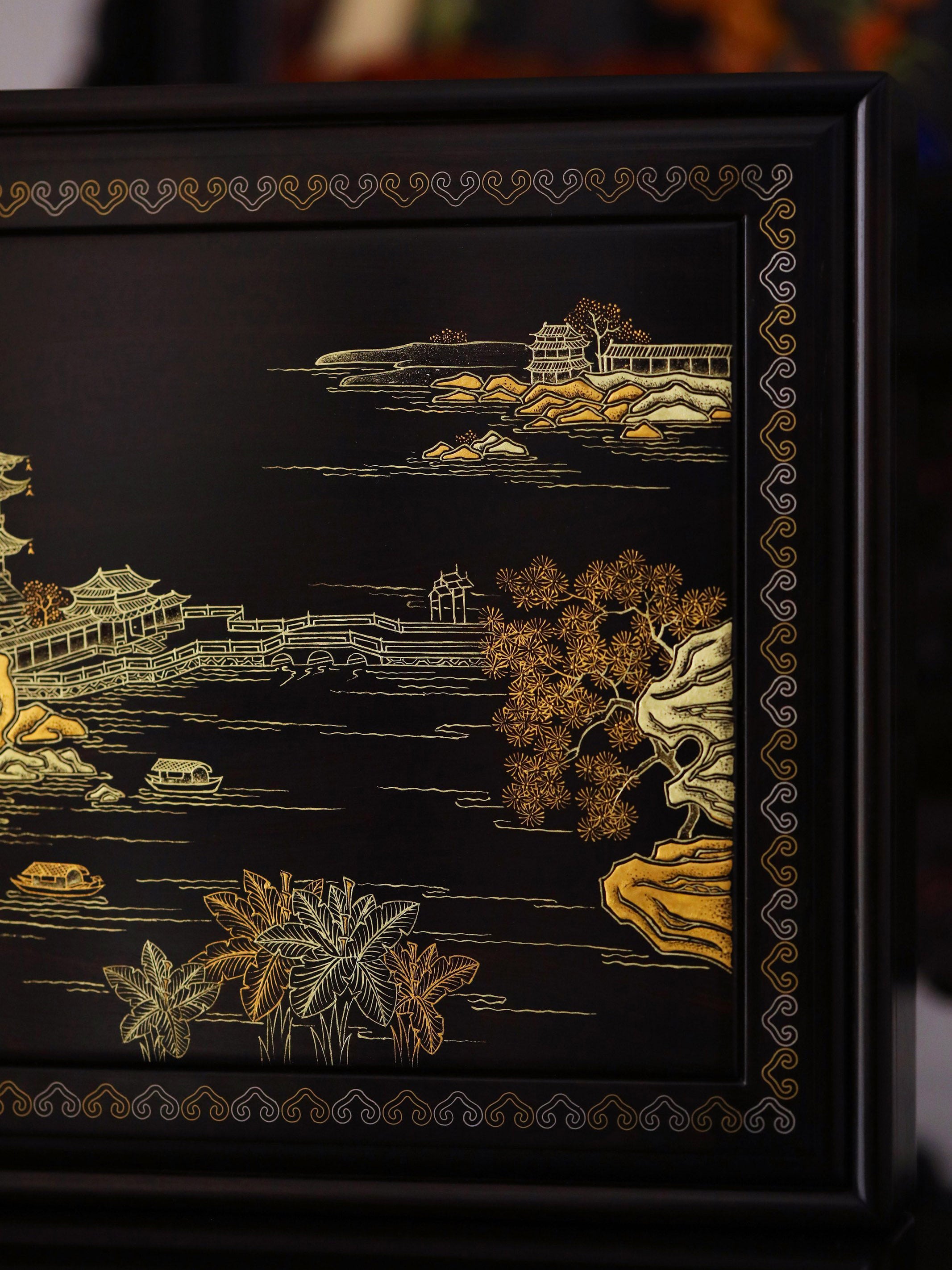 Purple sandalwood fairy pavilion picture/rocky distant view picture gilded pull-out tea box