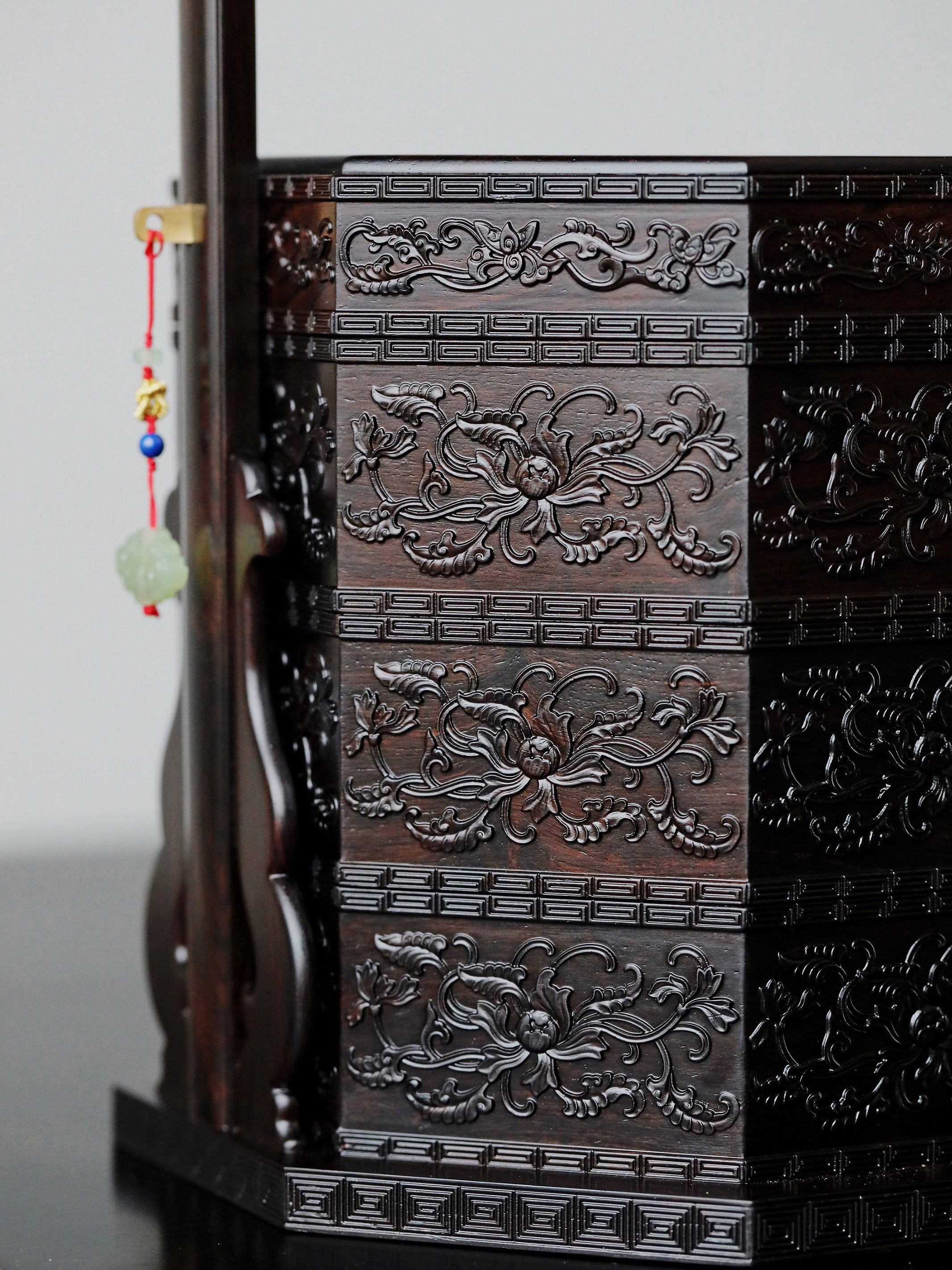 Purple sandalwood carved passionflower octagonal box