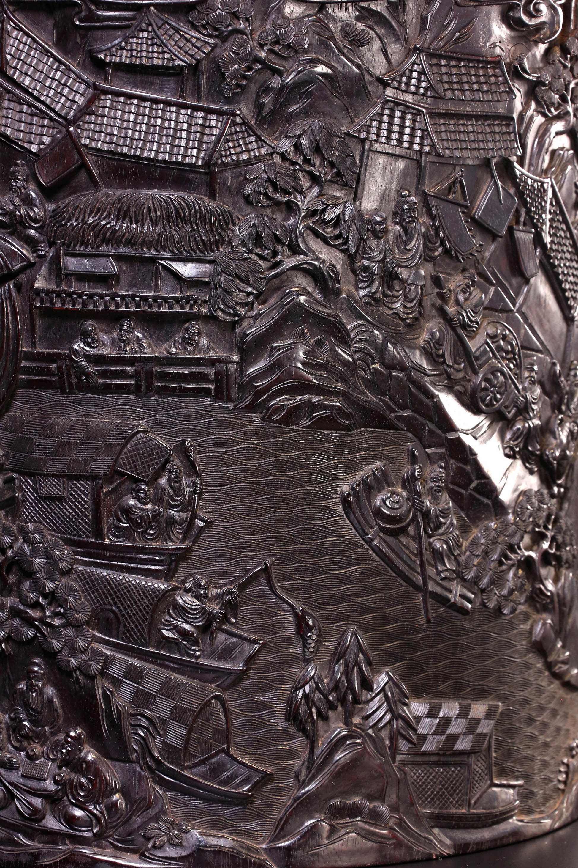 Indian rosewood brush holder depicting the Qingming Scroll