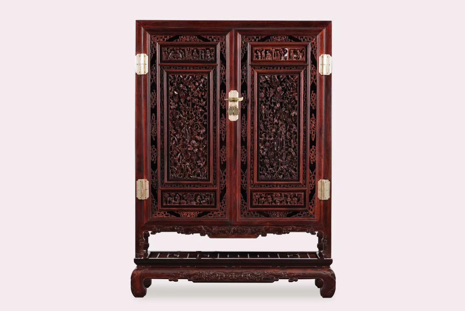 Rosewood openwork antique-style tea cabinet